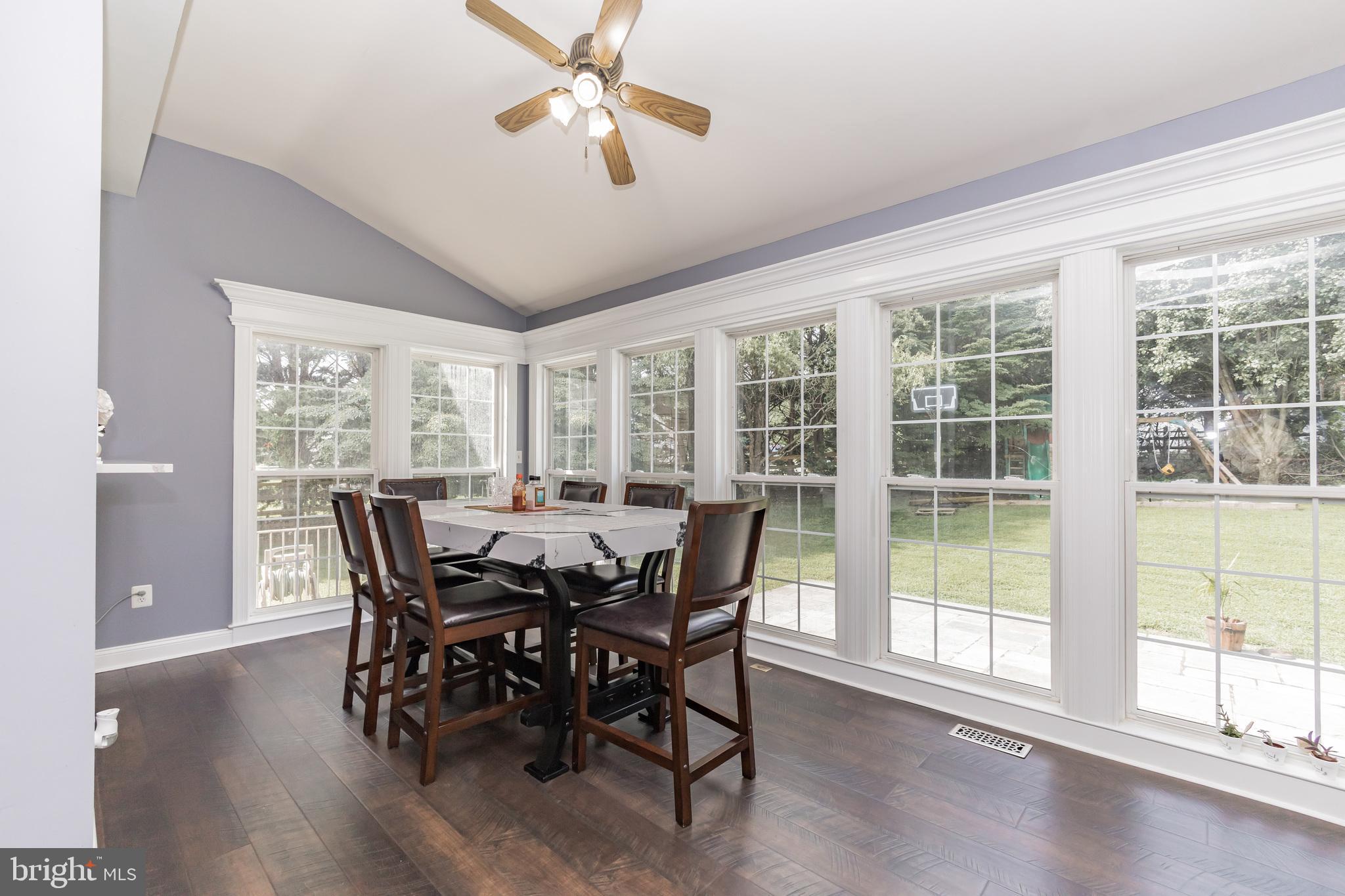 BROOKEFIELD - Residential