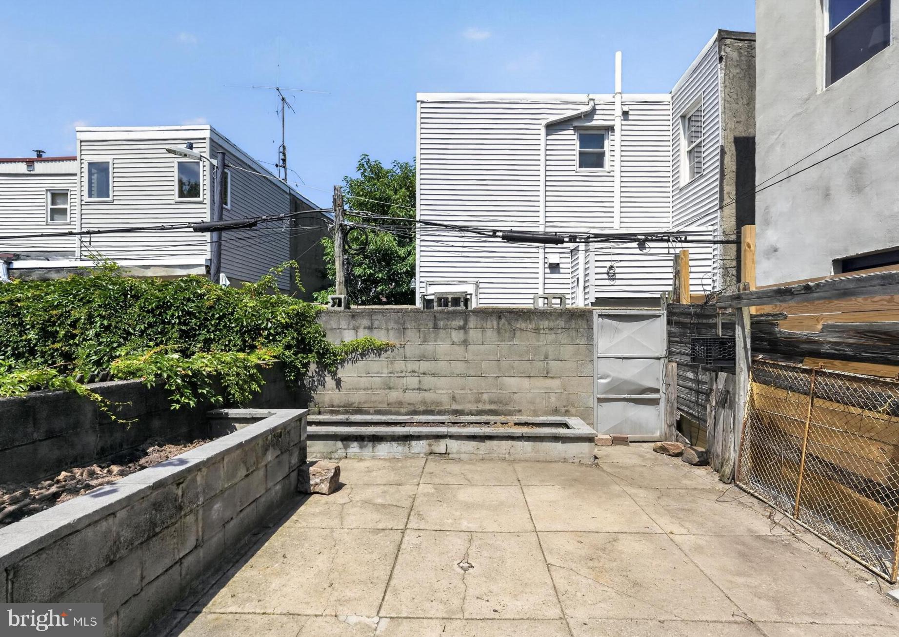 WHITMAN - Residential