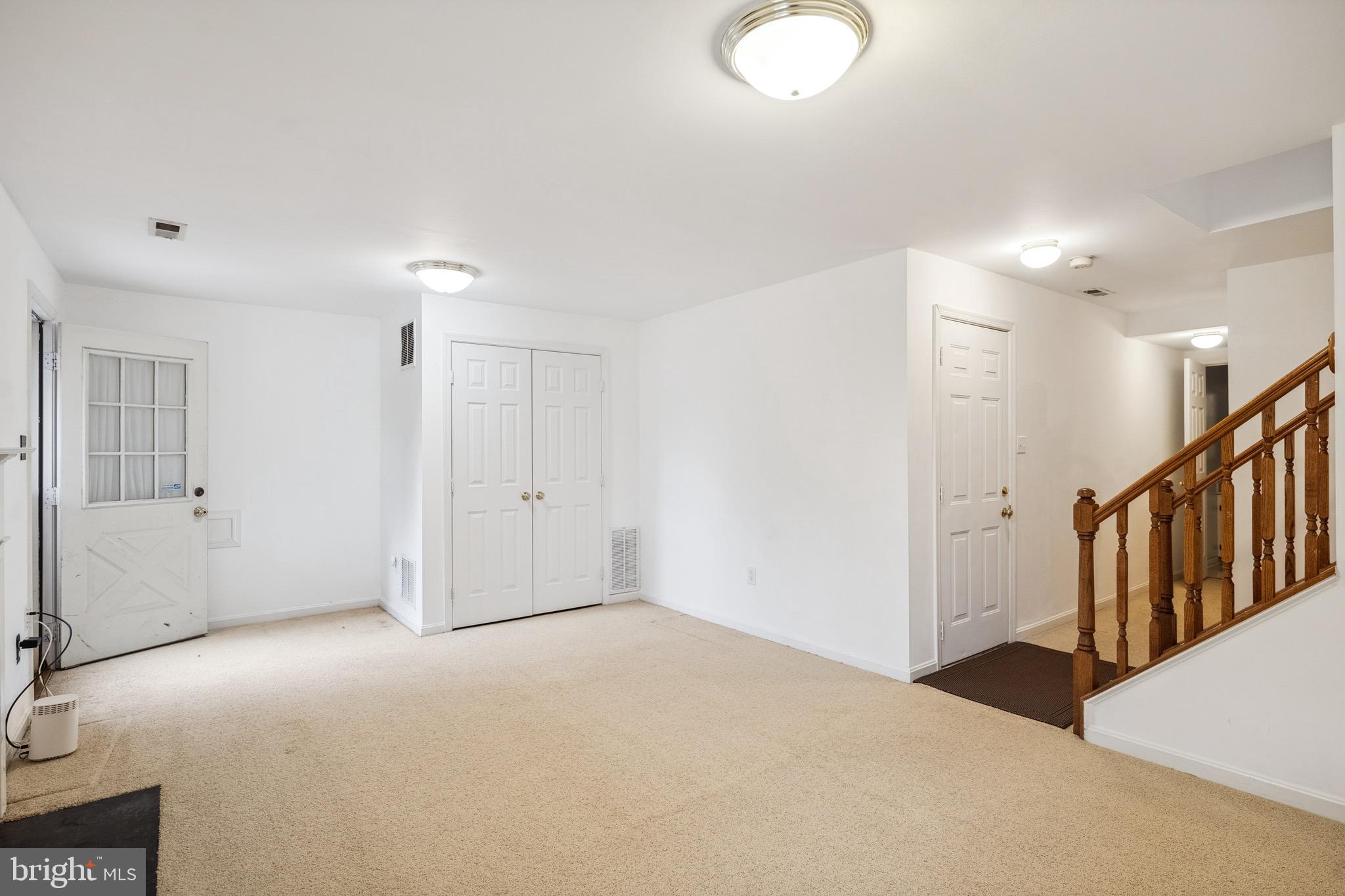 NORTH HART RUN - Residential