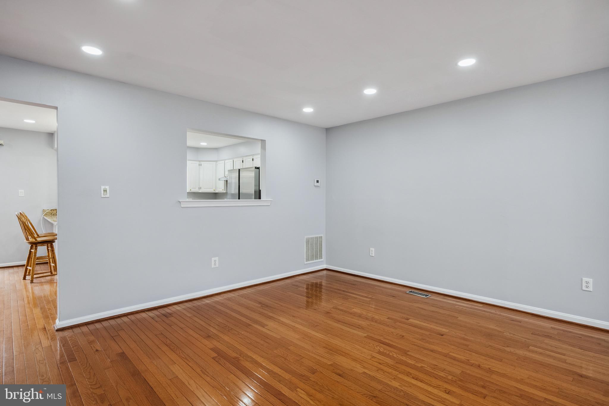 NORTH HART RUN - Residential