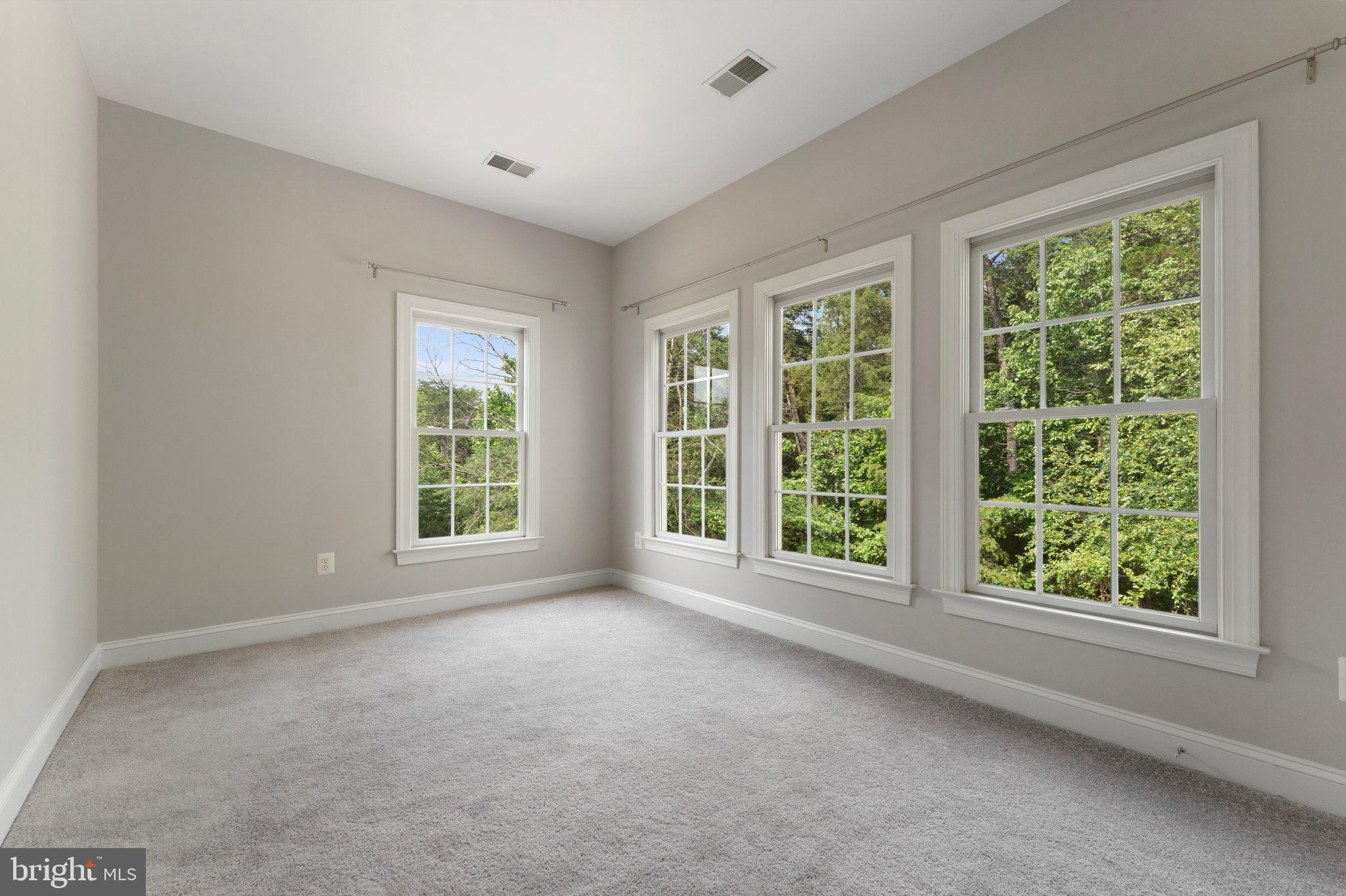 CEDAR CREST - Residential