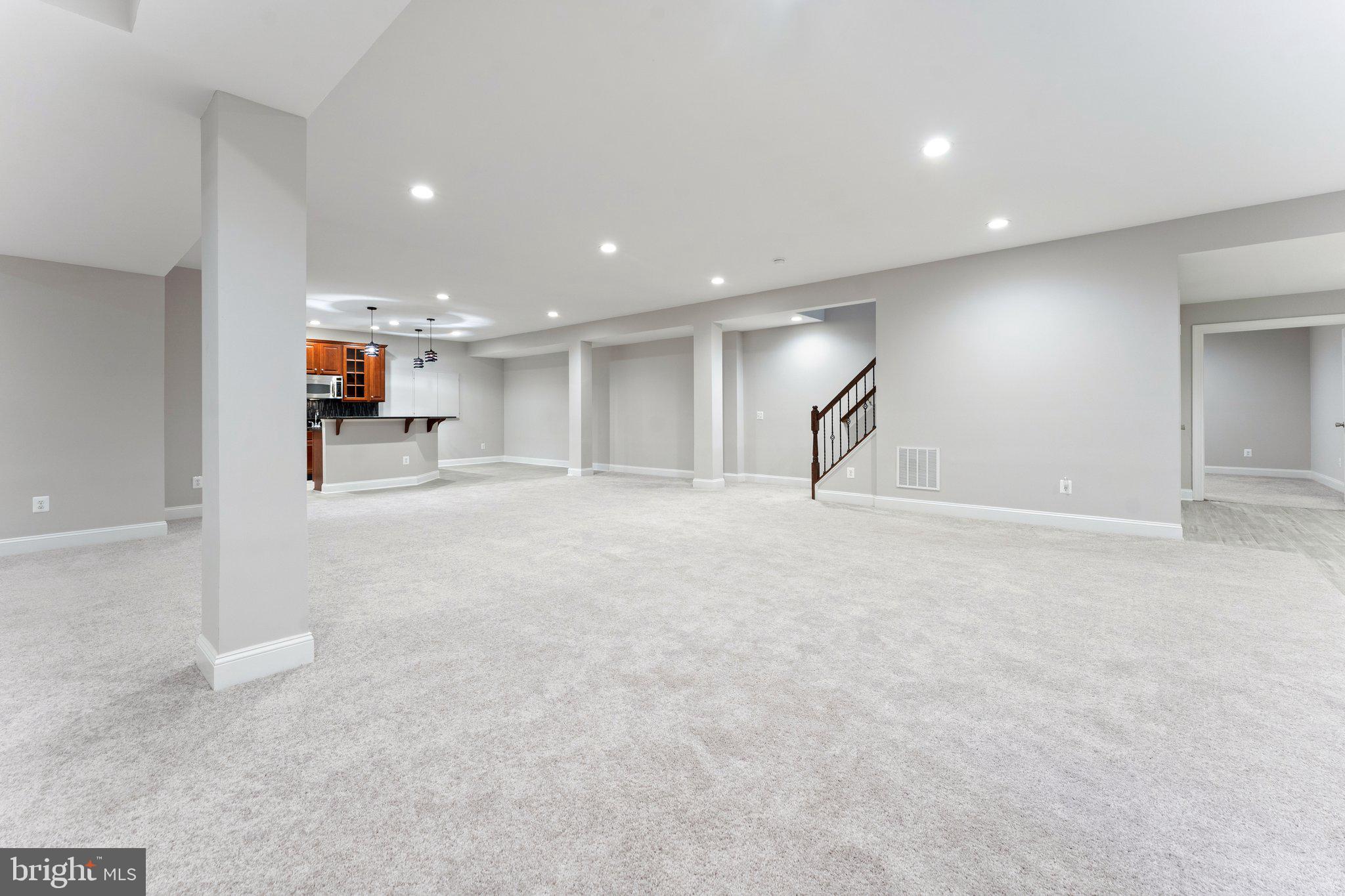 CEDAR CREST - Residential