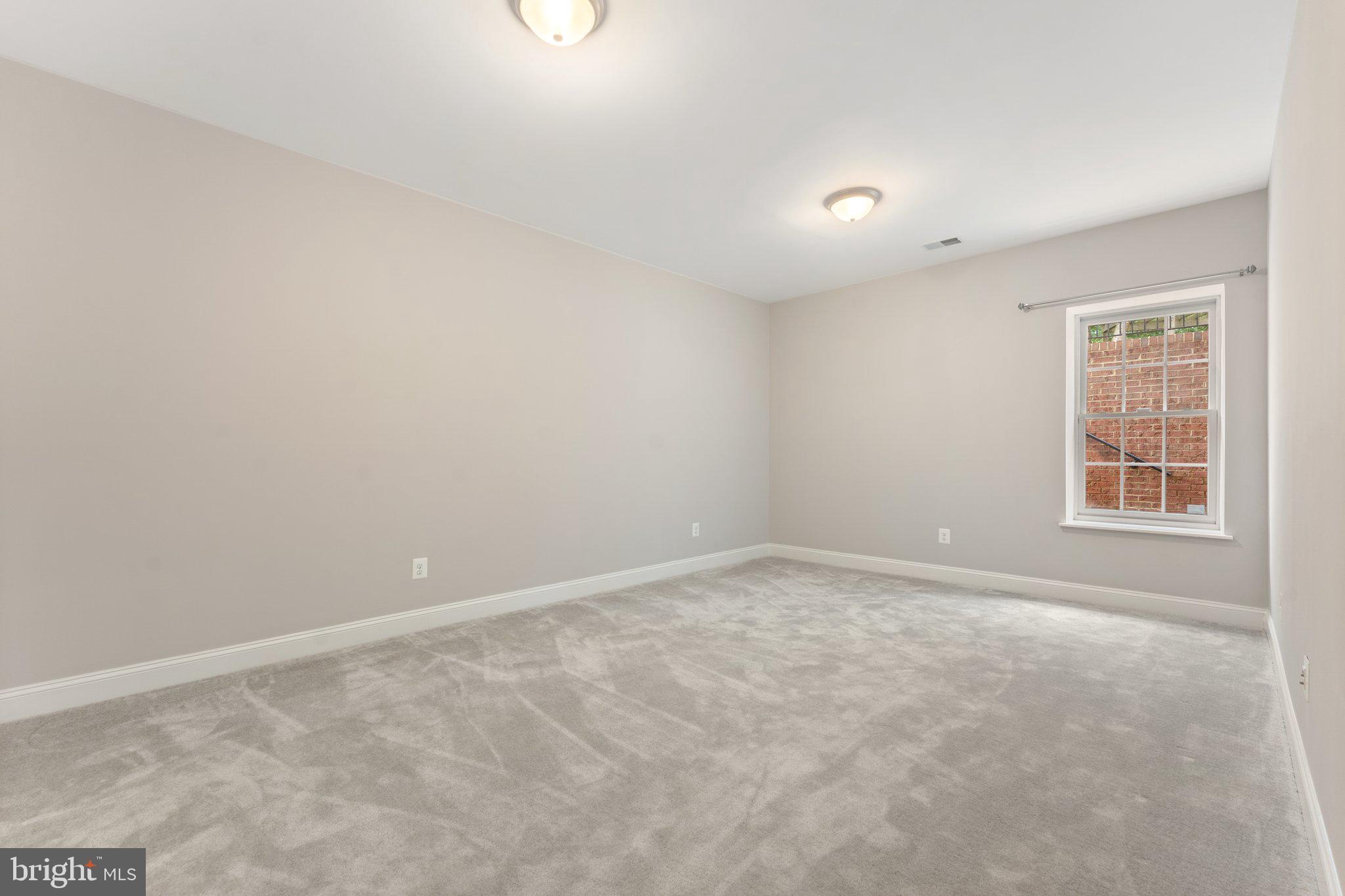 CEDAR CREST - Residential