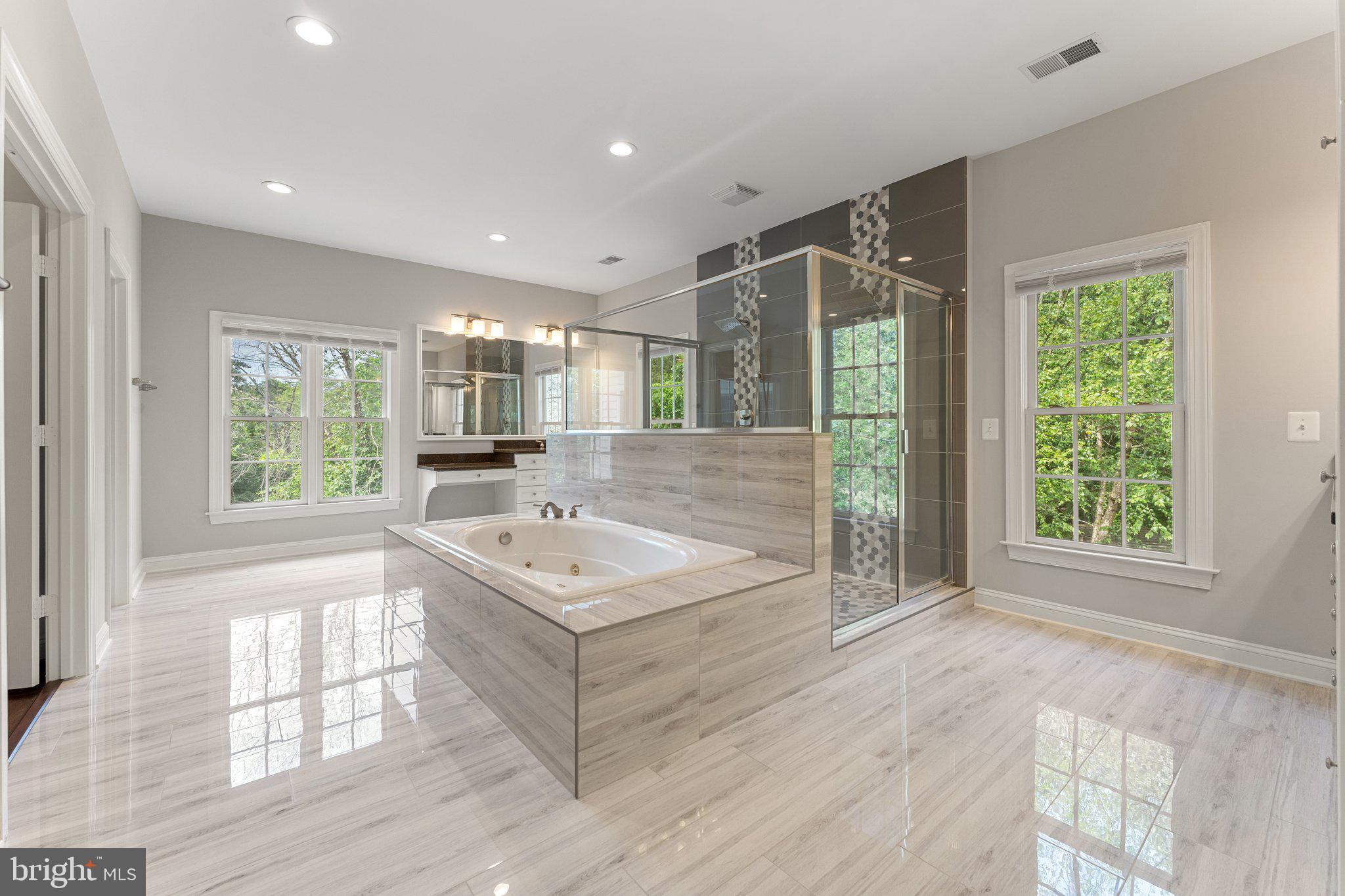 CEDAR CREST - Residential