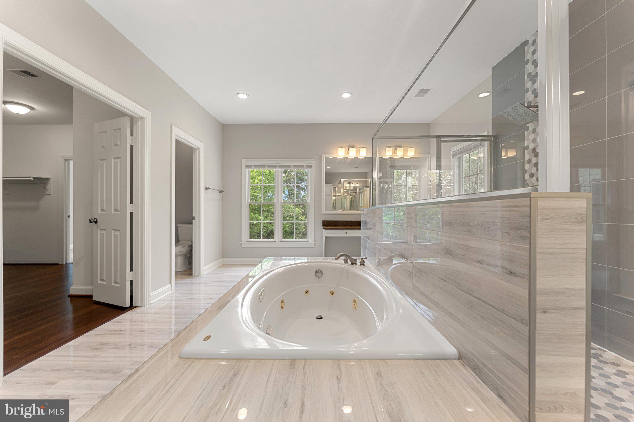 CEDAR CREST - Residential