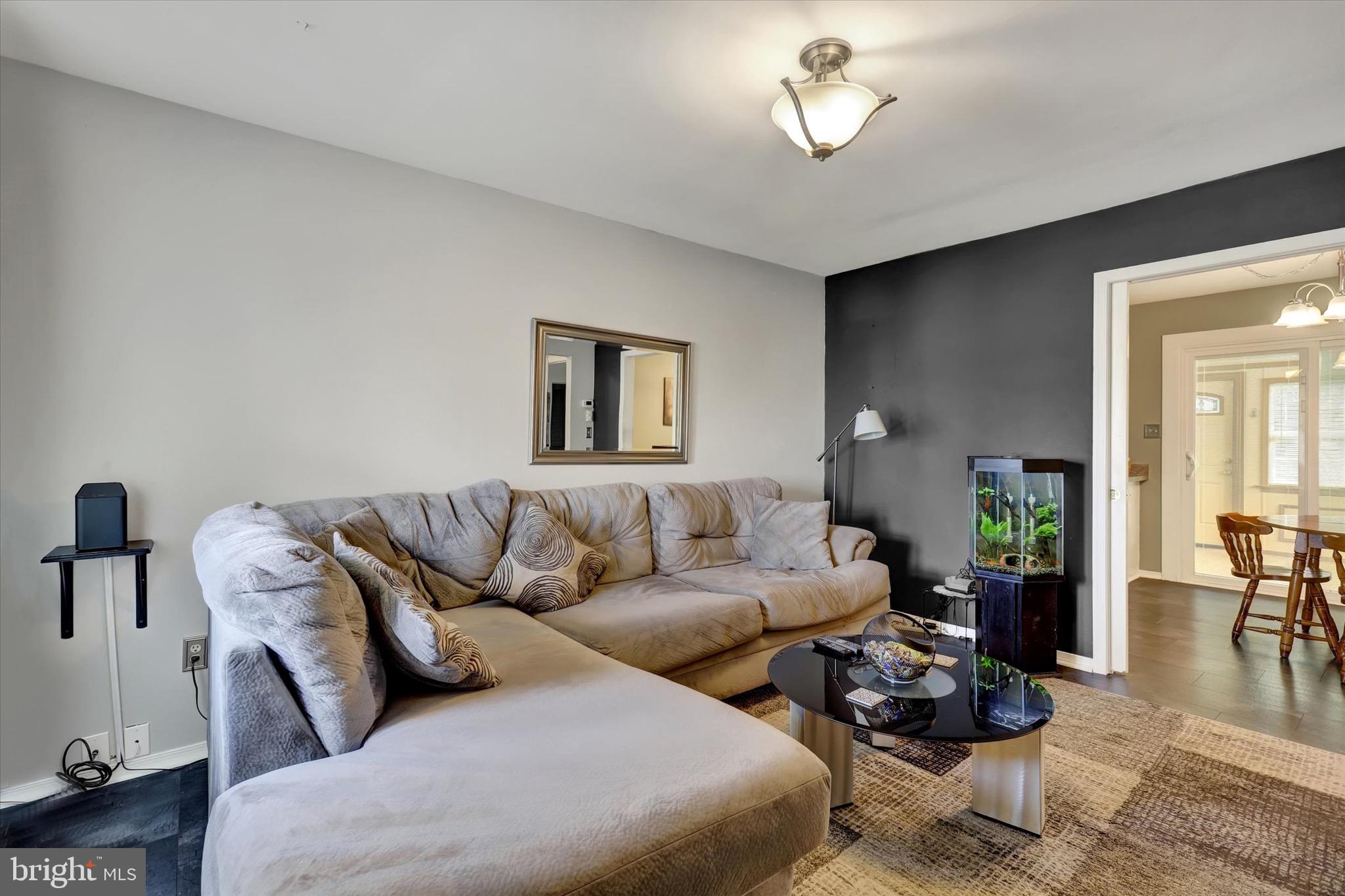 TWIN HILLS - Residential