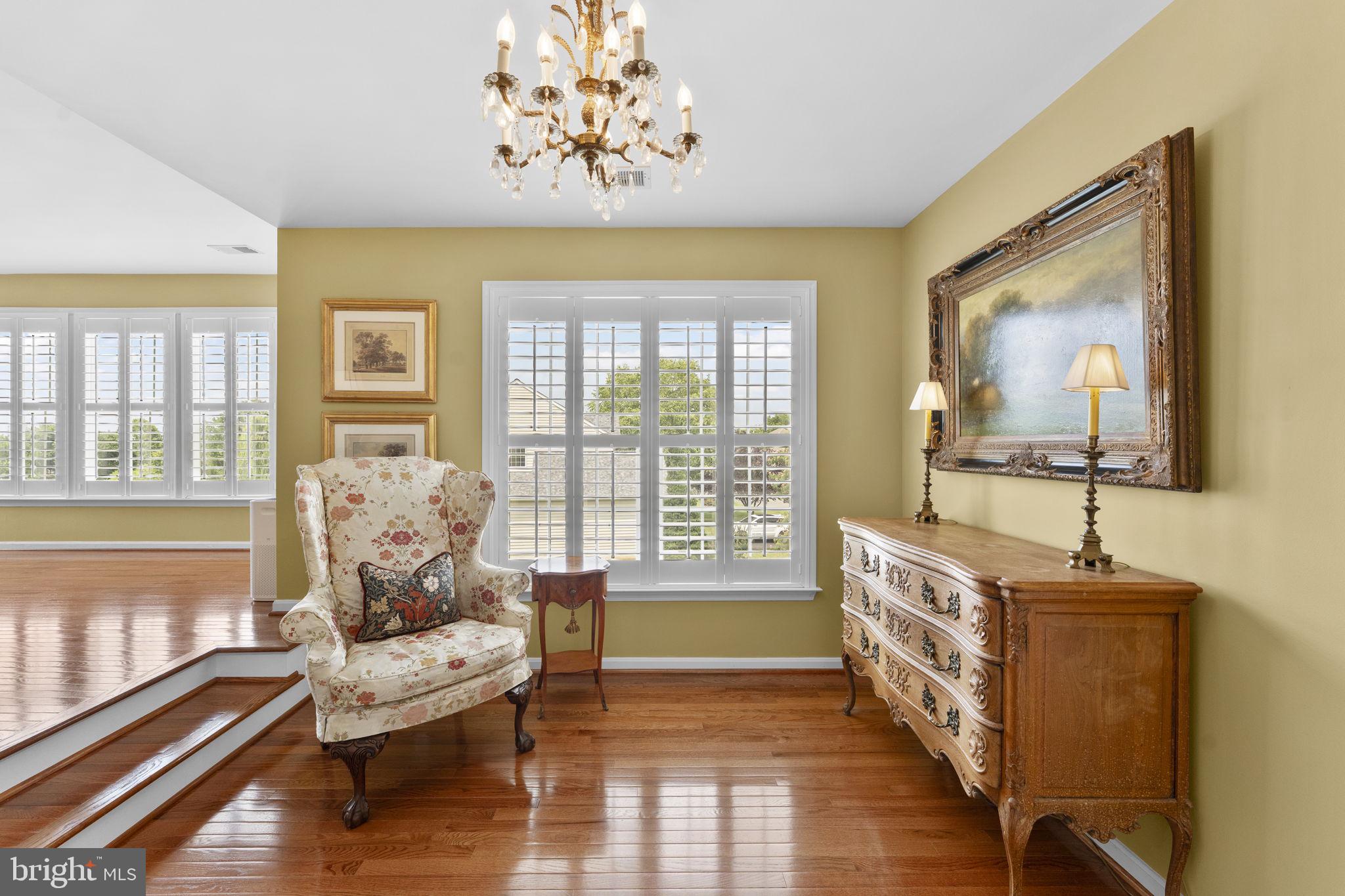 MADISON GROVE - Residential