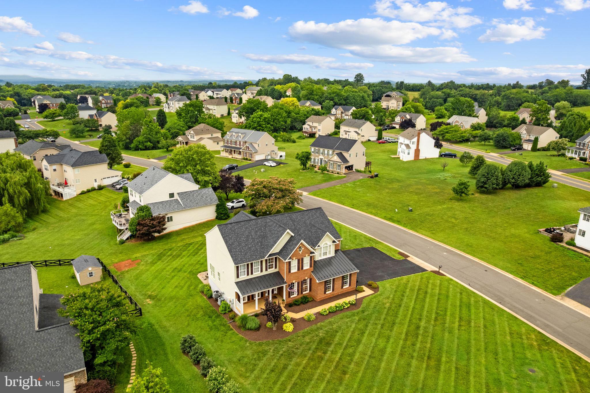 MADISON GROVE - Residential
