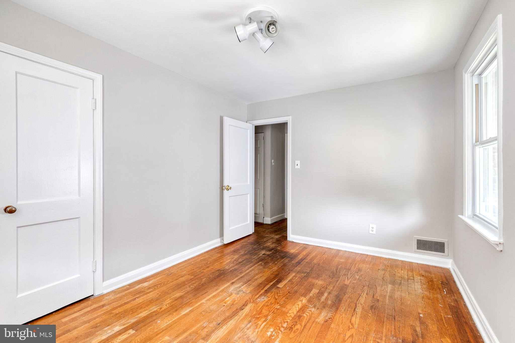 HAMILTON HEIGHTS - Residential