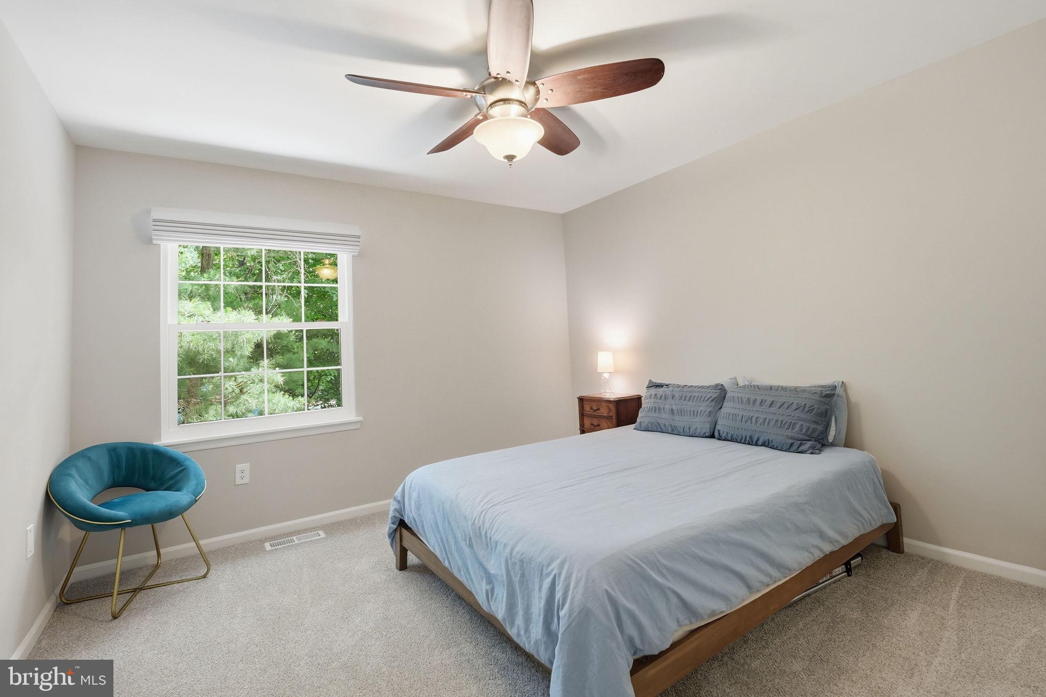 LAKE FOREST - Residential
