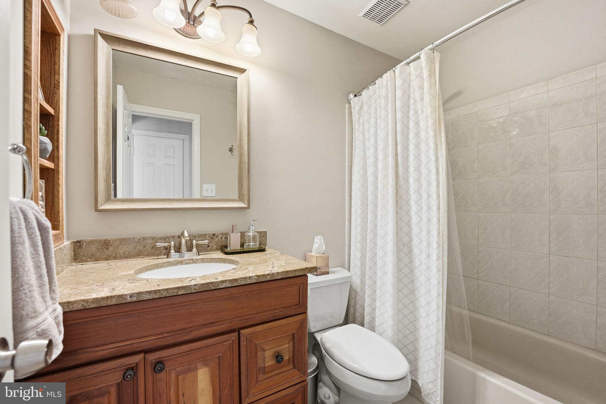 LAKE FOREST - Residential