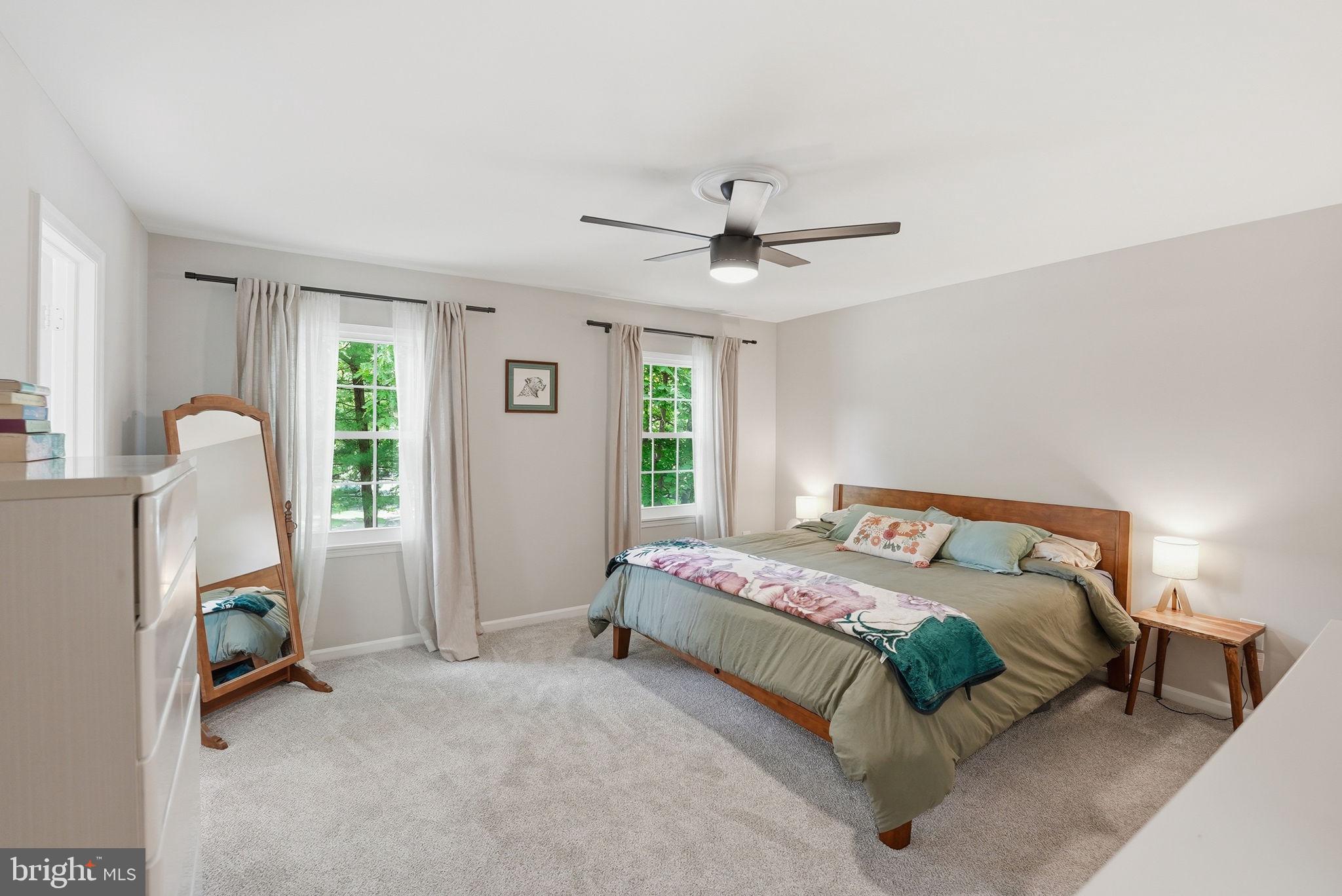 LAKE FOREST - Residential