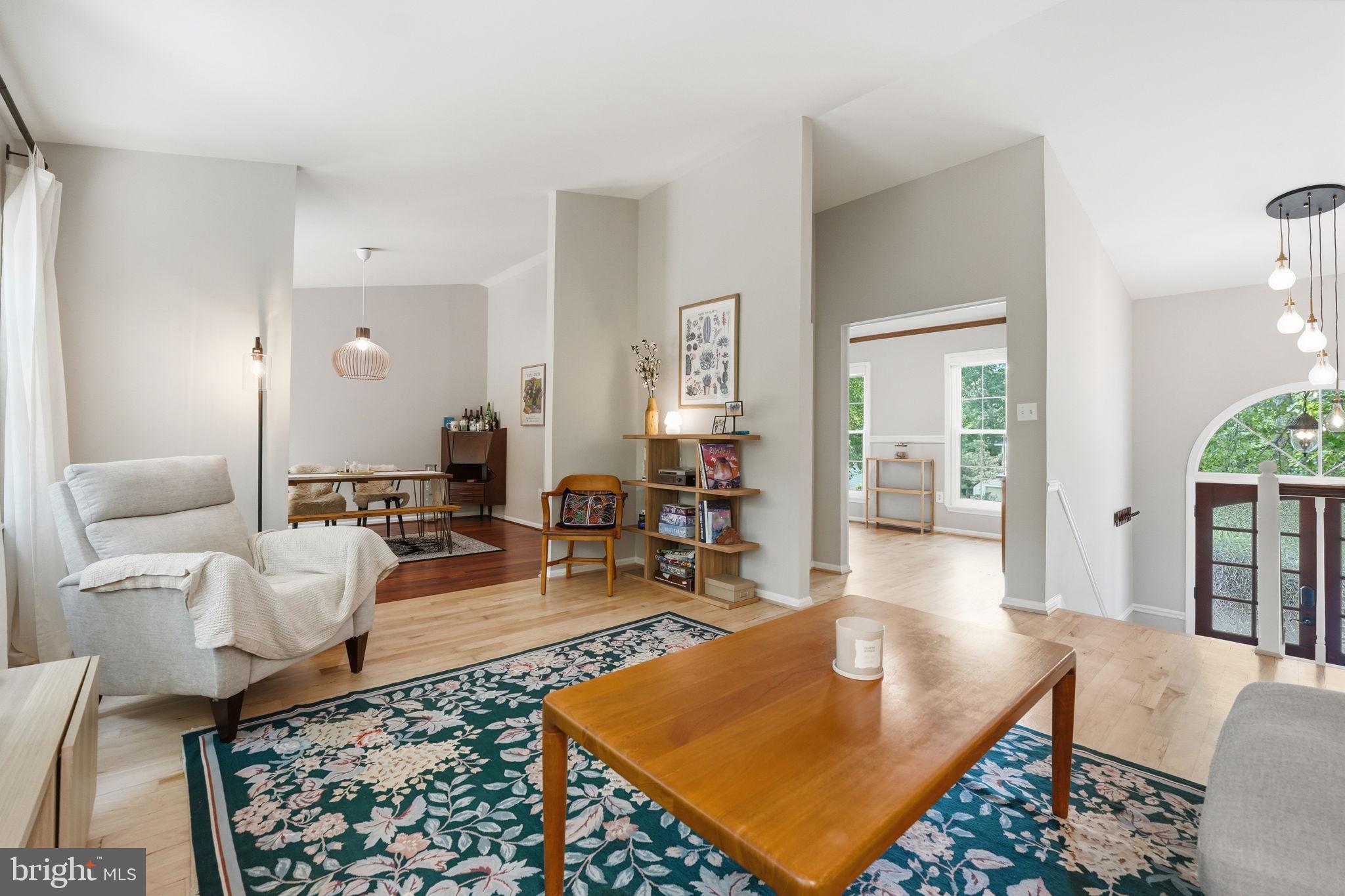 LAKE FOREST - Residential