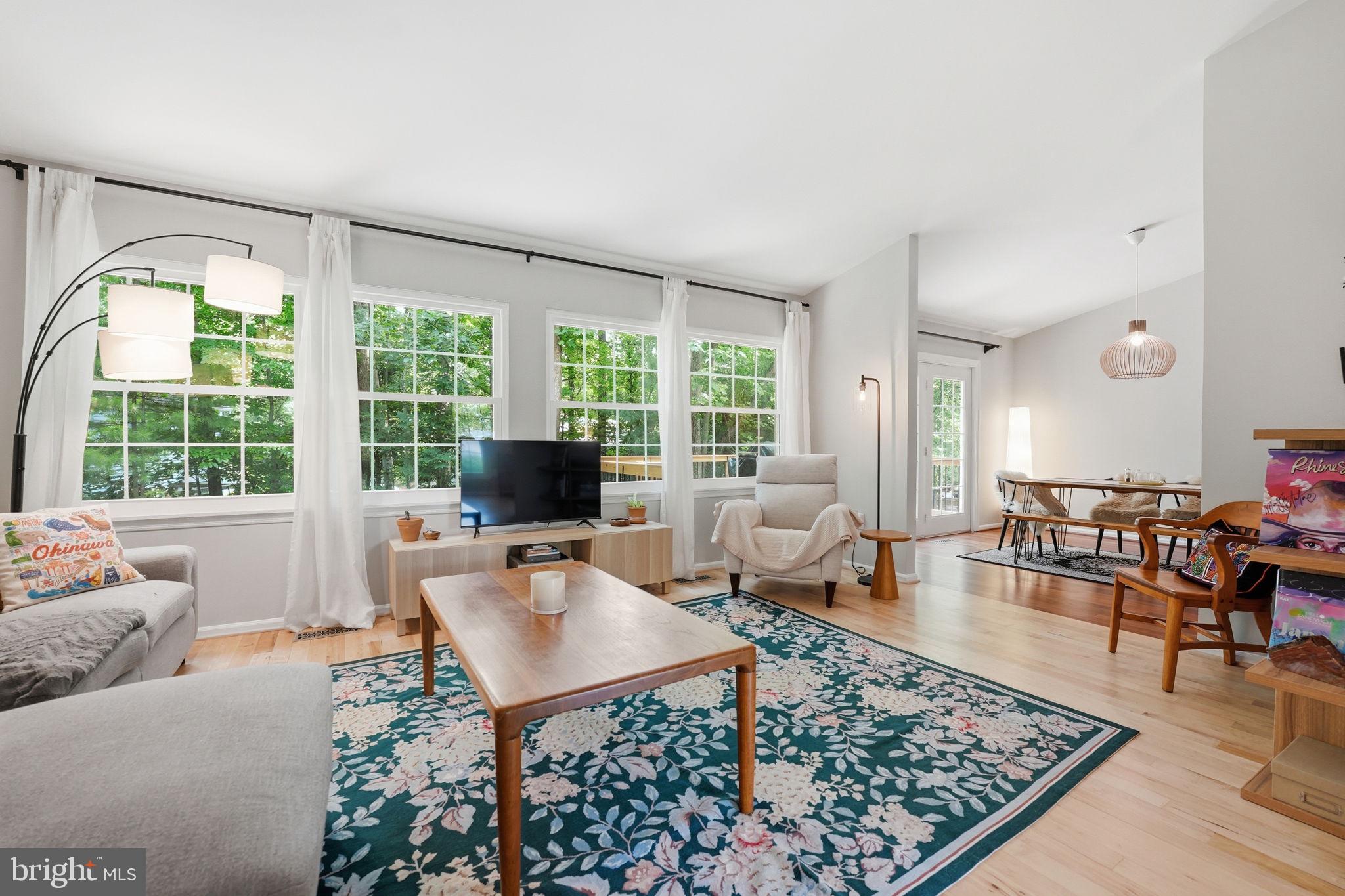 LAKE FOREST - Residential
