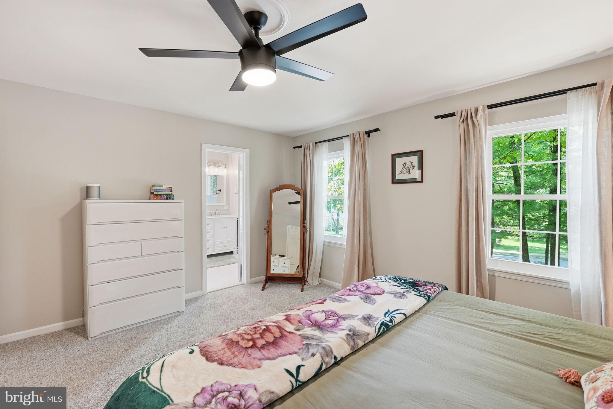 LAKE FOREST - Residential