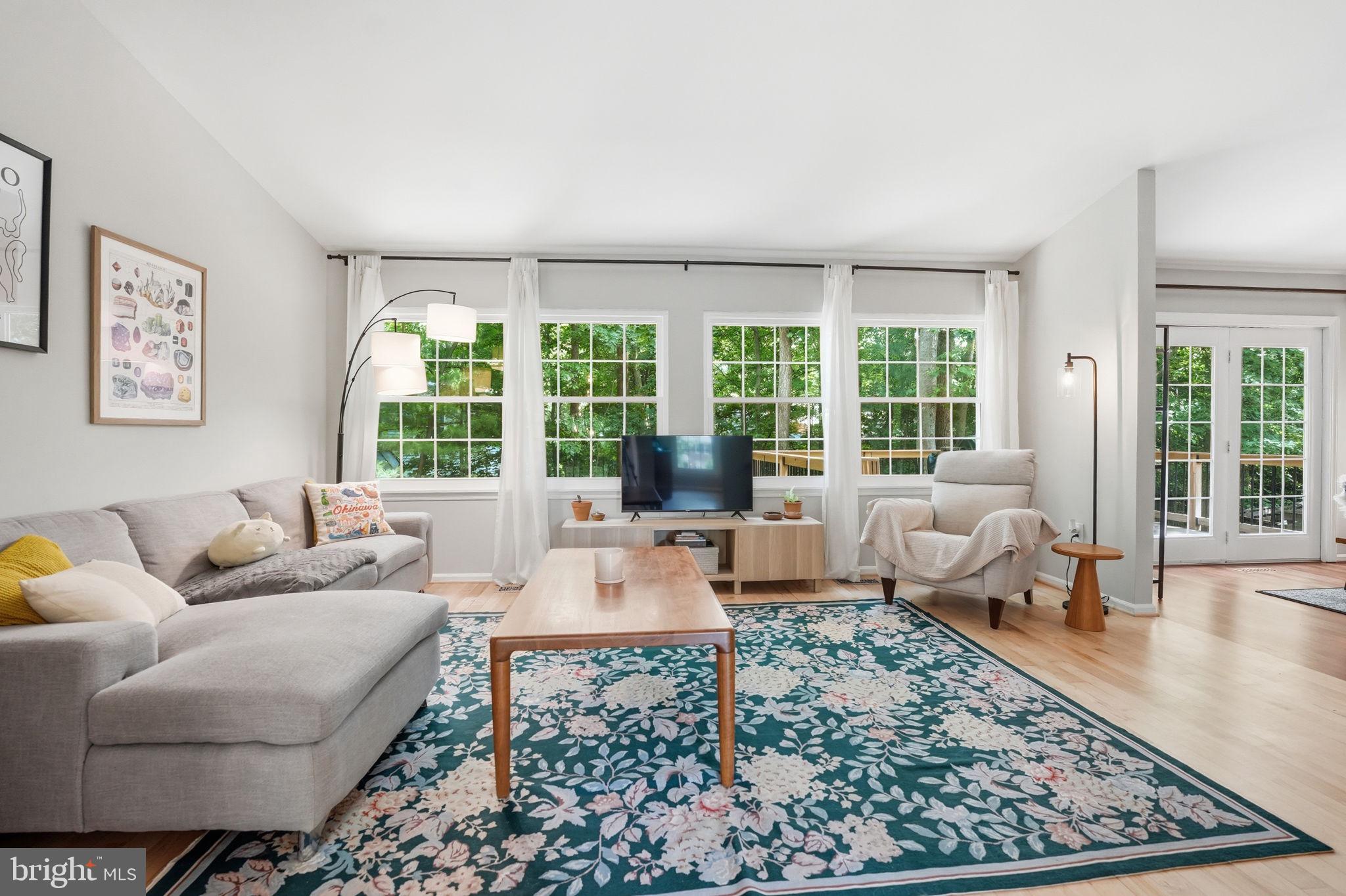LAKE FOREST - Residential