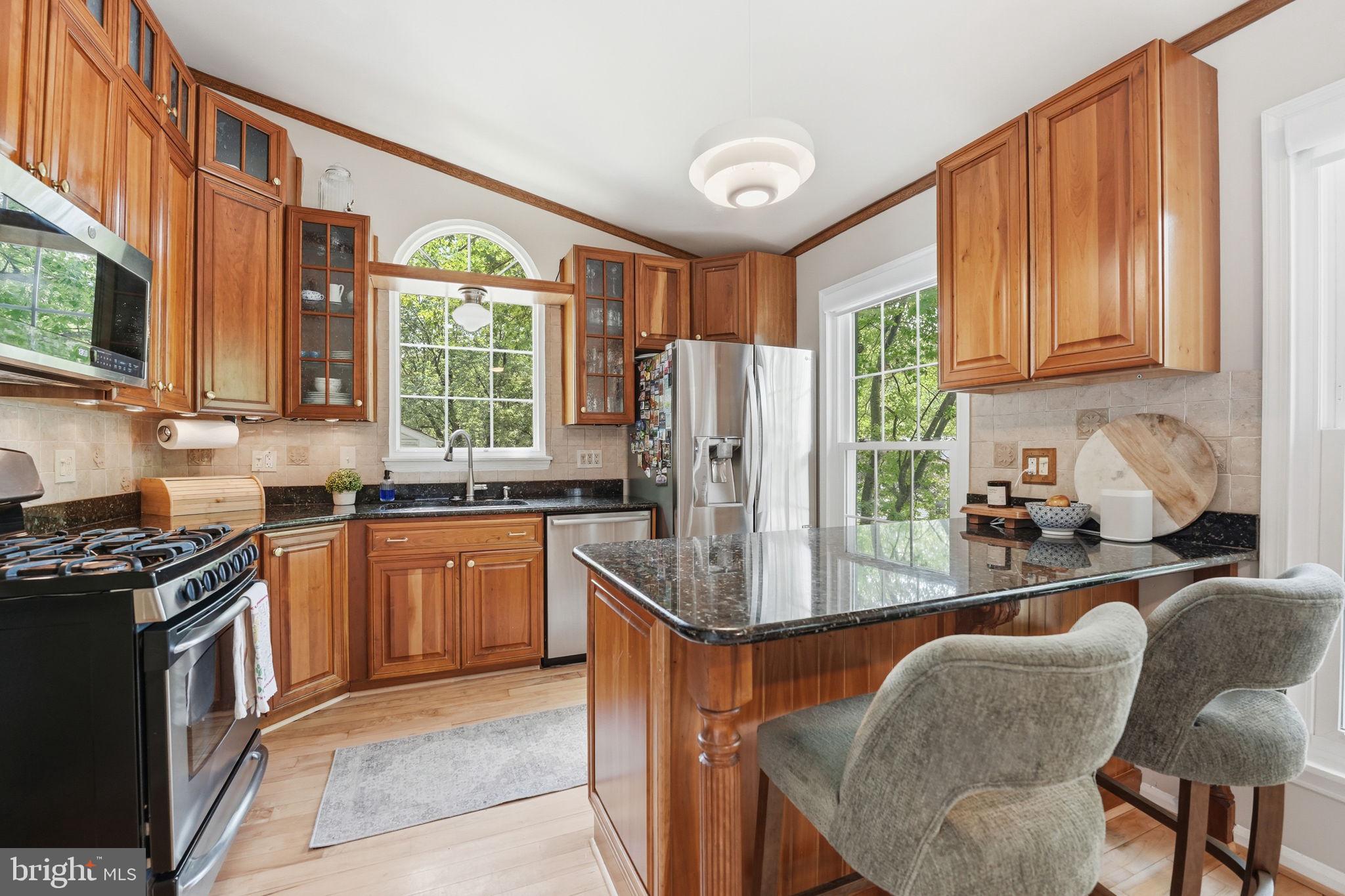 LAKE FOREST - Residential