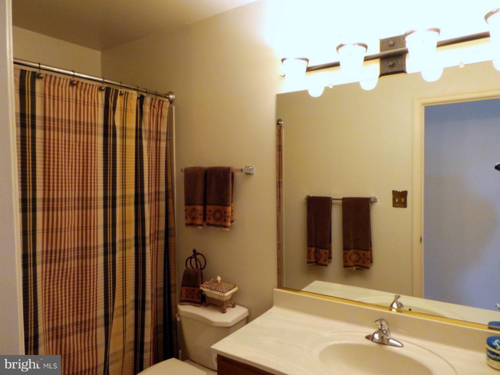 MILL CREEK CONDOMINIUMS - Residential