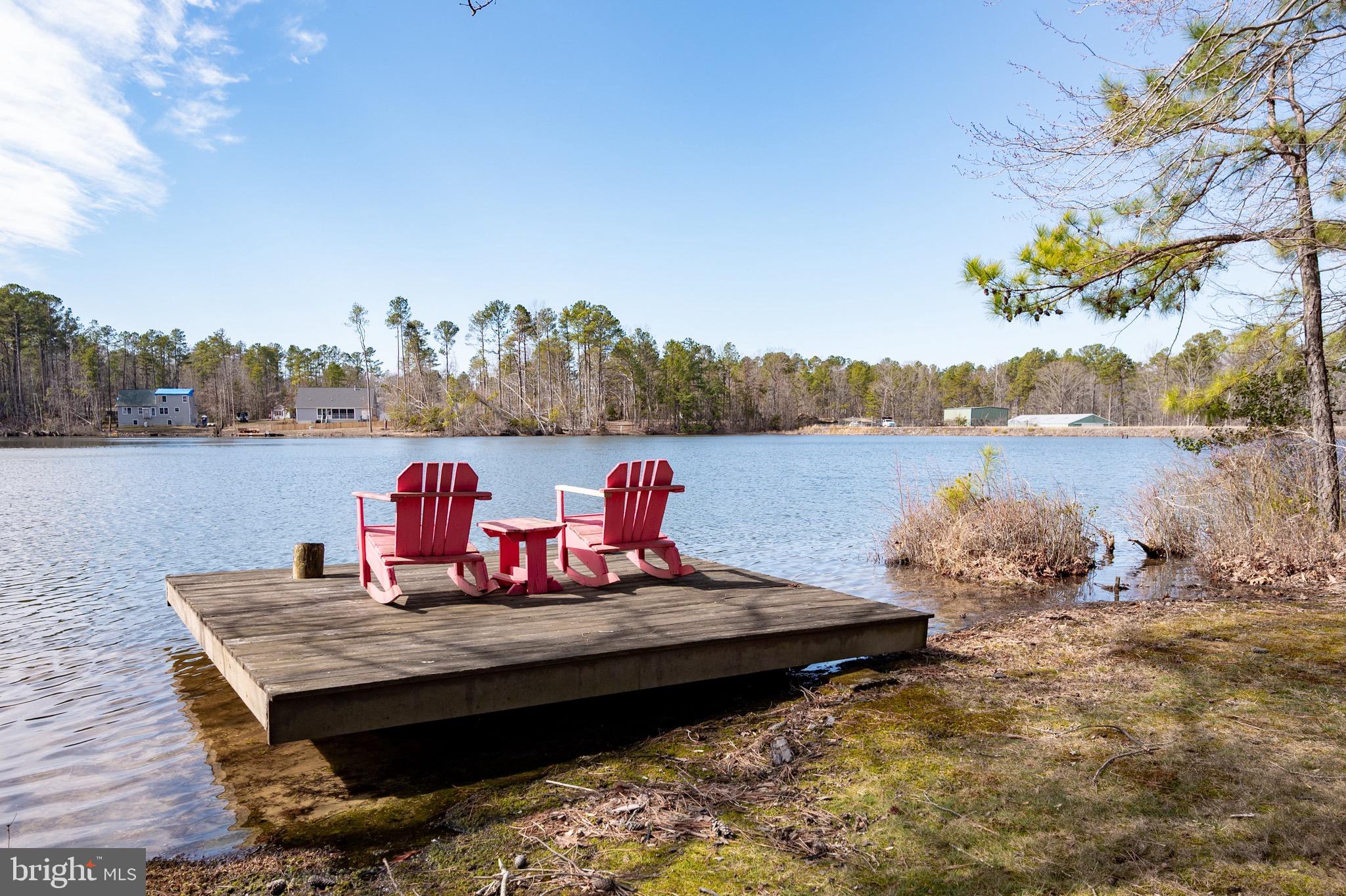 LAKE CAROLINE - Residential