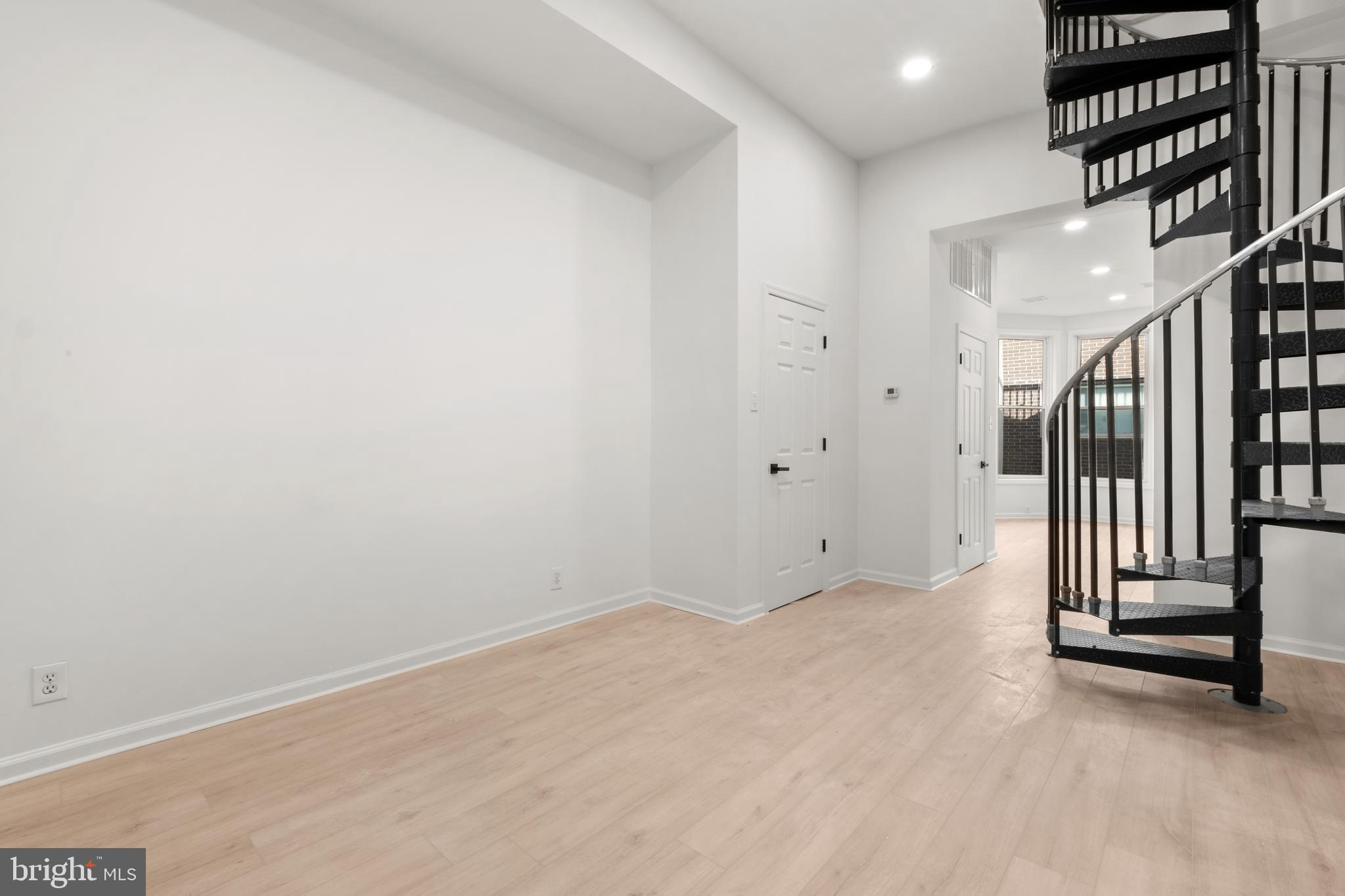 ***Leasing Incentive: 1 Month Free on a 15 Month Lease** Situated one block from Rittenhouse Square, this newly renovated extra-large 1-bedroom duplex is now available for immediate occupancy. The kitchen and living area are open boasting brand-new cabinetry, quartz countertops, stainless-steel appliances and new flooring. The bedroom is up the stairs and well proportioned with a newly renovated en-suite bath. This unit comes with a furnished deck off the bedroom that is generously sized and opens to the south facing city. Additional features include high ceilings, recessed lighting, an abundance of storage space, an in unit washer and dryer and a central heating and cooling system. Please note, this unit is on the 2nd floor of a walk up building.
