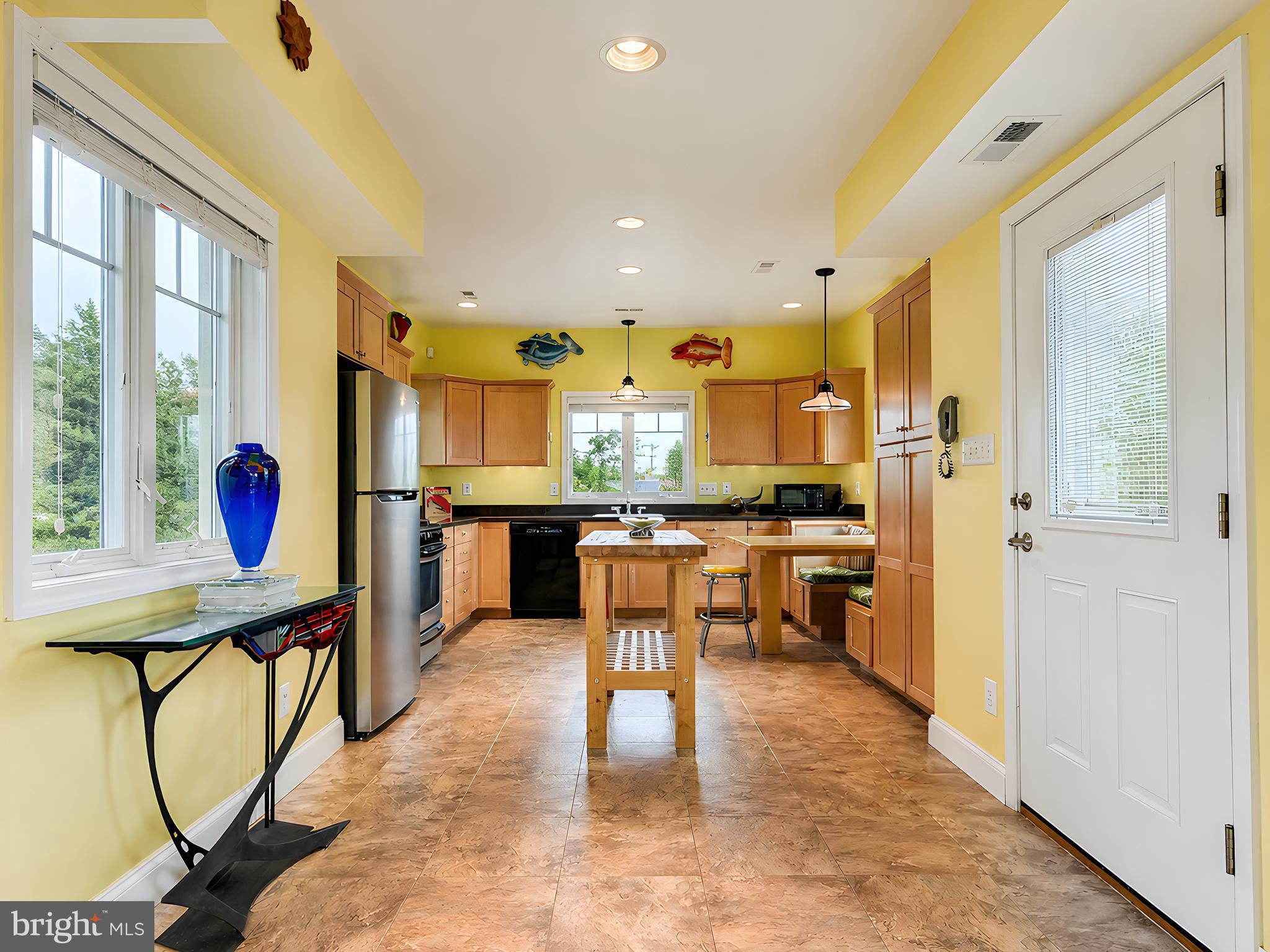 ST. GEORGE ISLAND - Residential