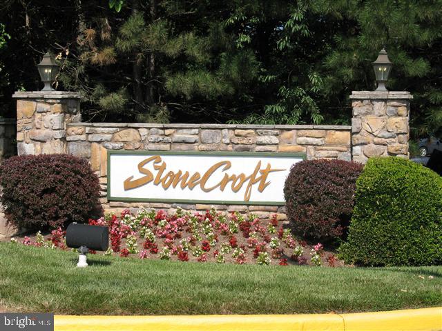 STONECROFT CONDO - Residential Lease