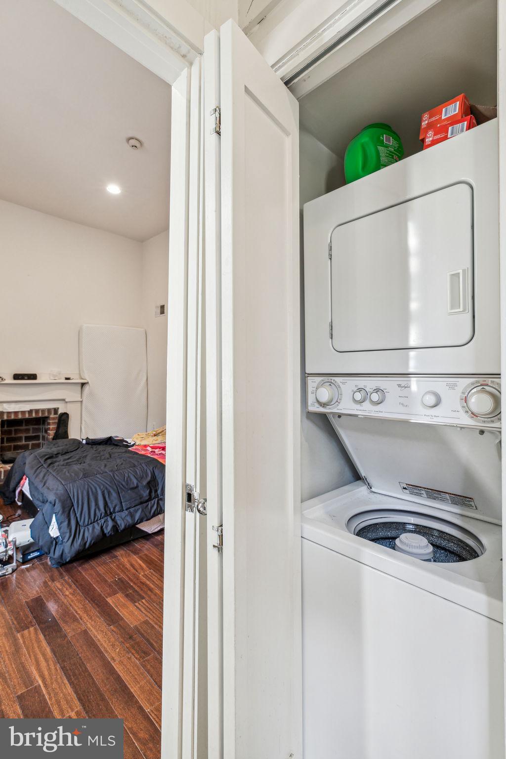 RITTENHOUSE SQUARE - Residential Lease