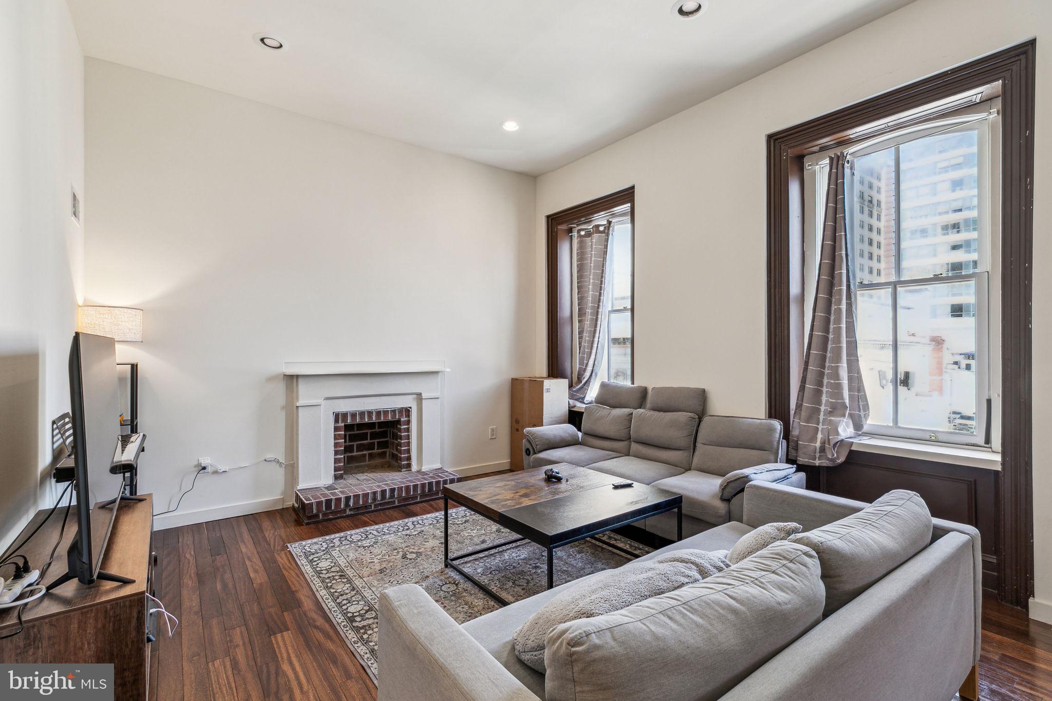 RITTENHOUSE SQUARE - Residential Lease