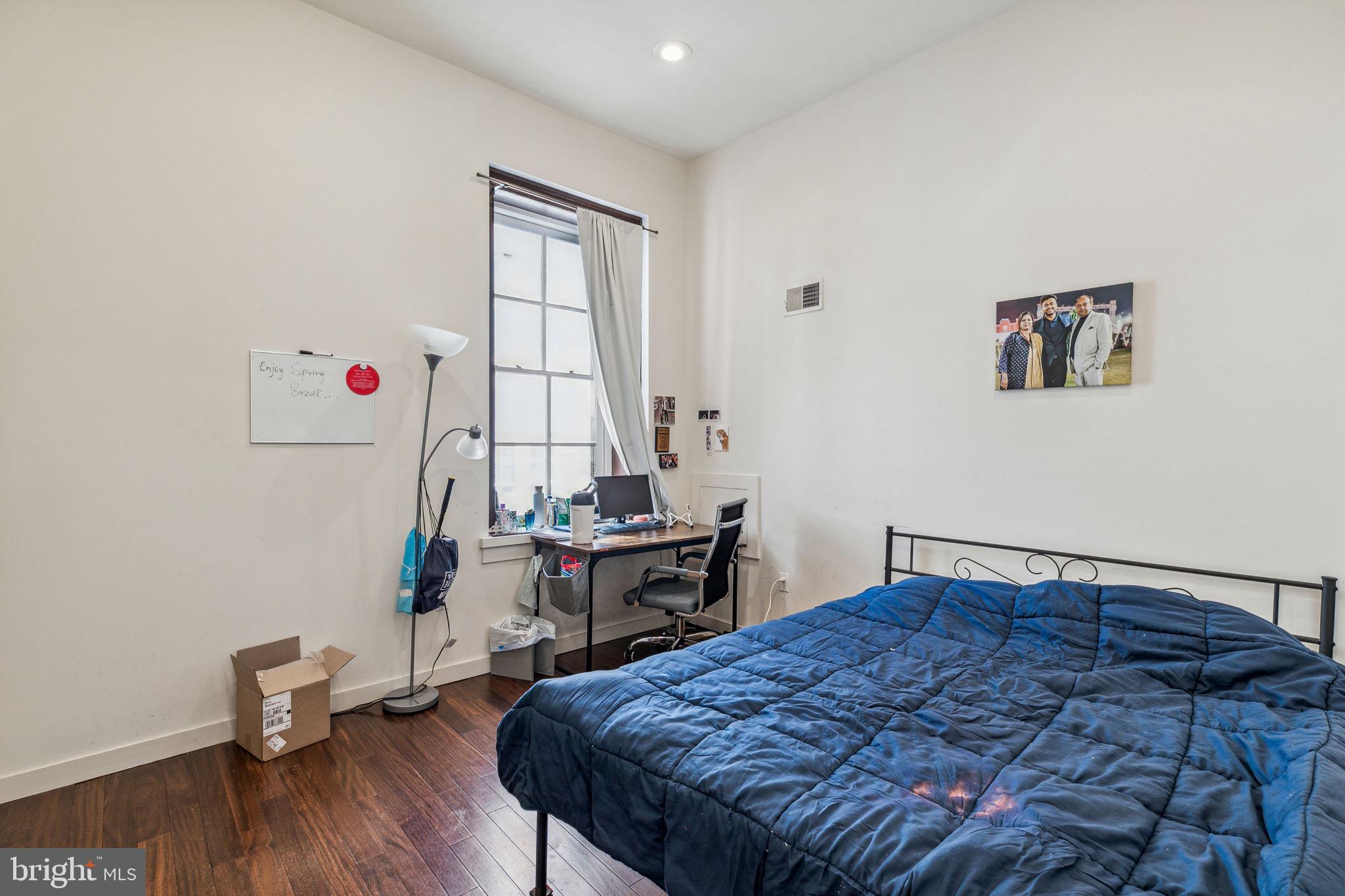 RITTENHOUSE SQUARE - Residential Lease