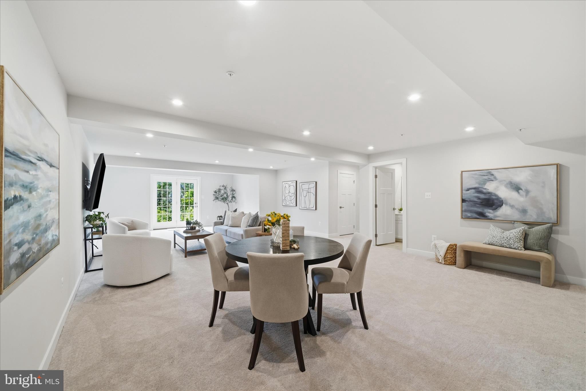 HAMPTONS - Residential