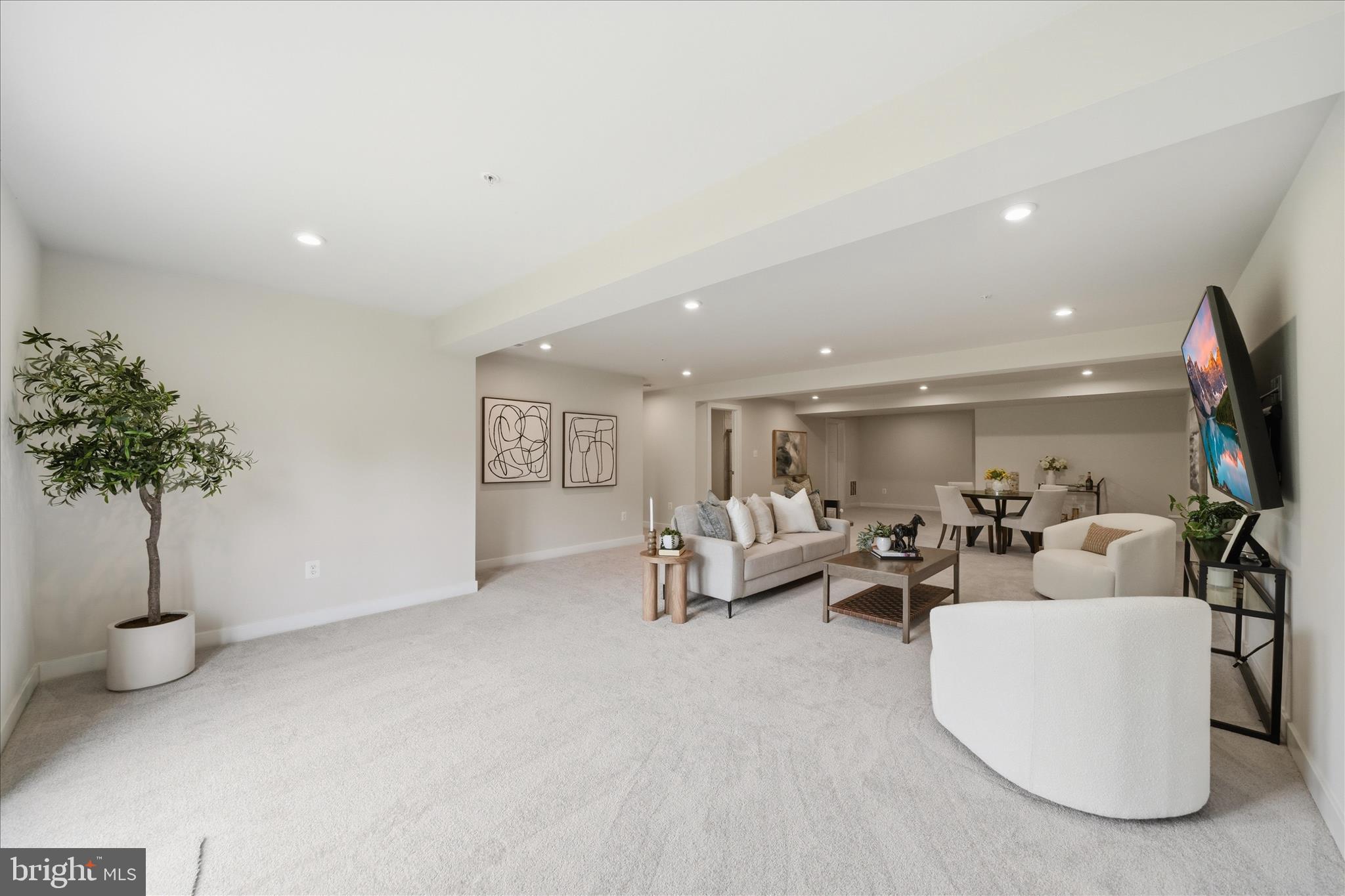 HAMPTONS - Residential