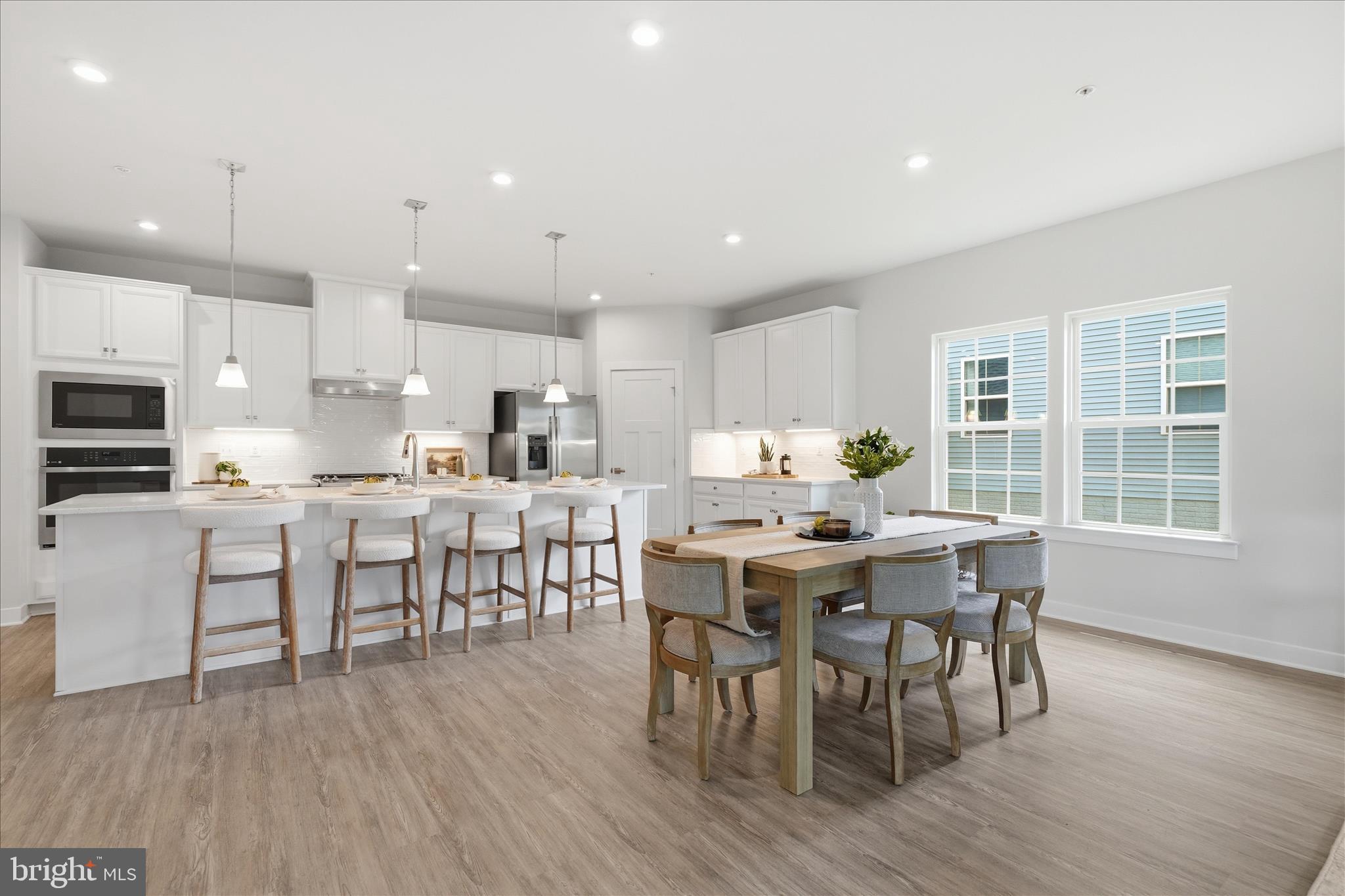 HAMPTONS - Residential