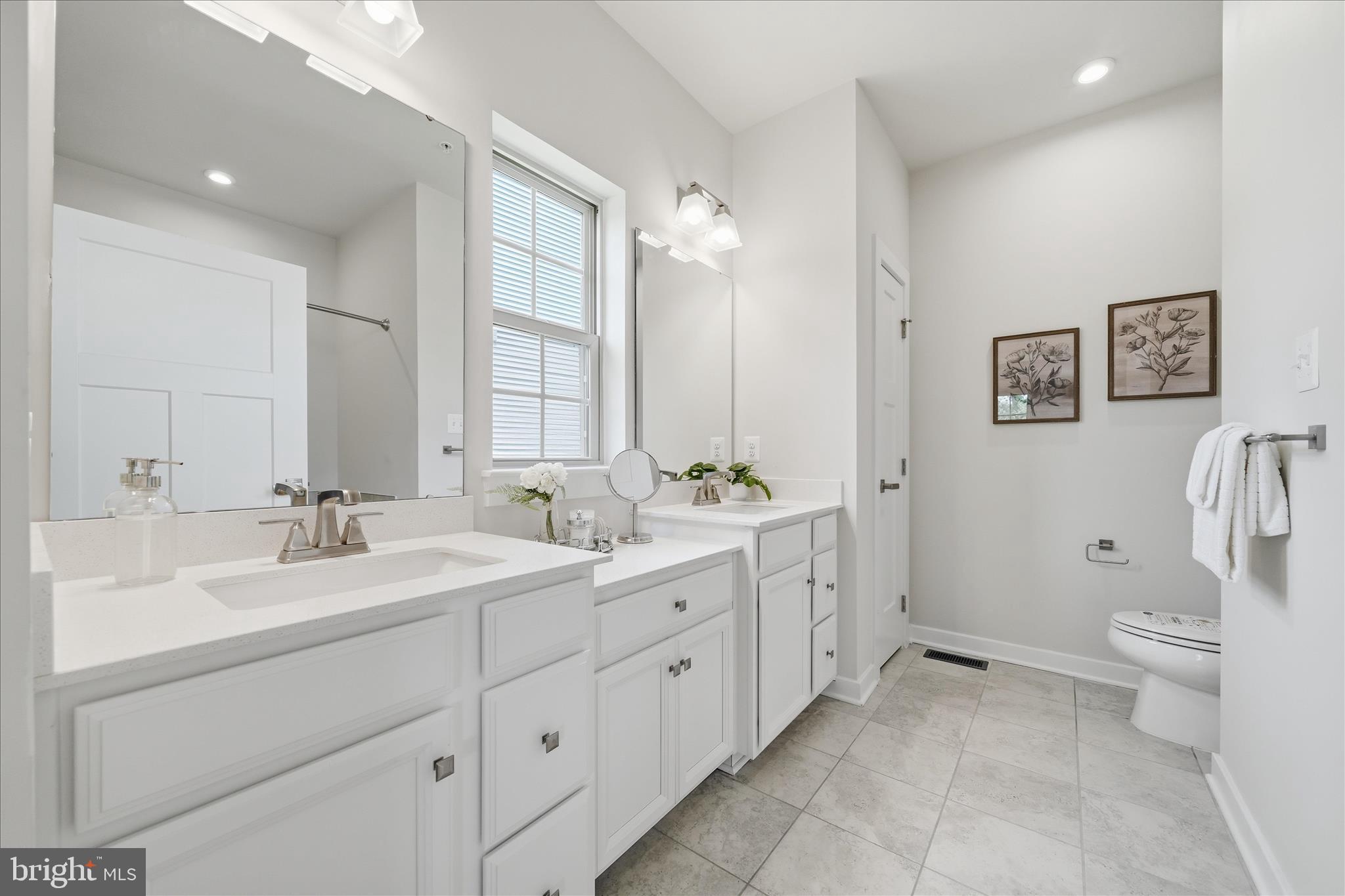 HAMPTONS - Residential