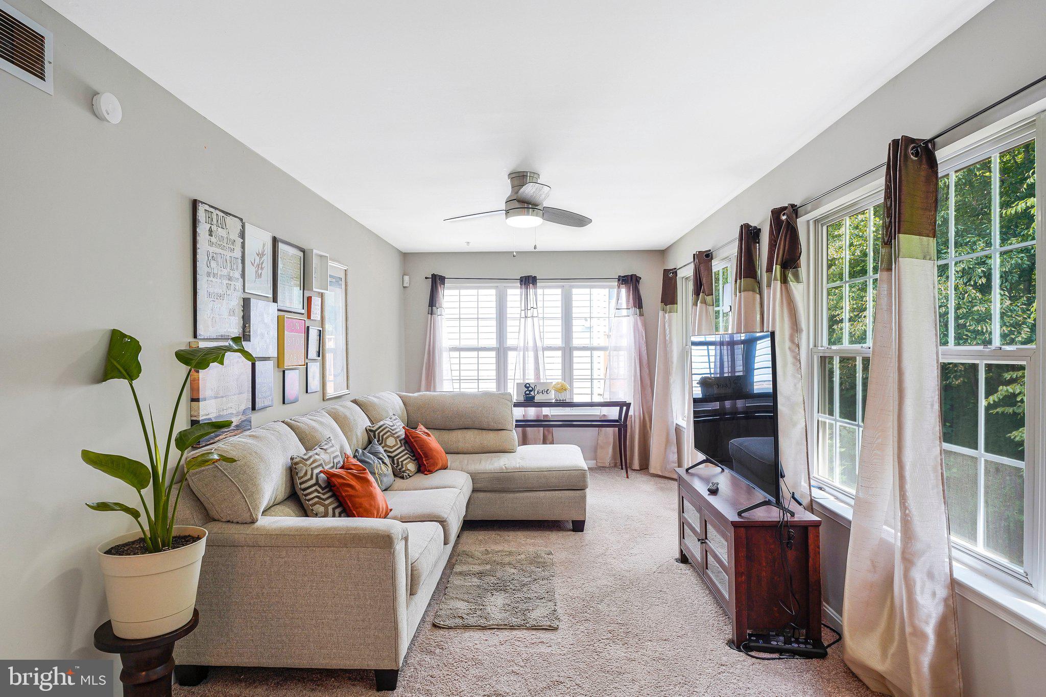 THOMPSON ESTATES - Residential
