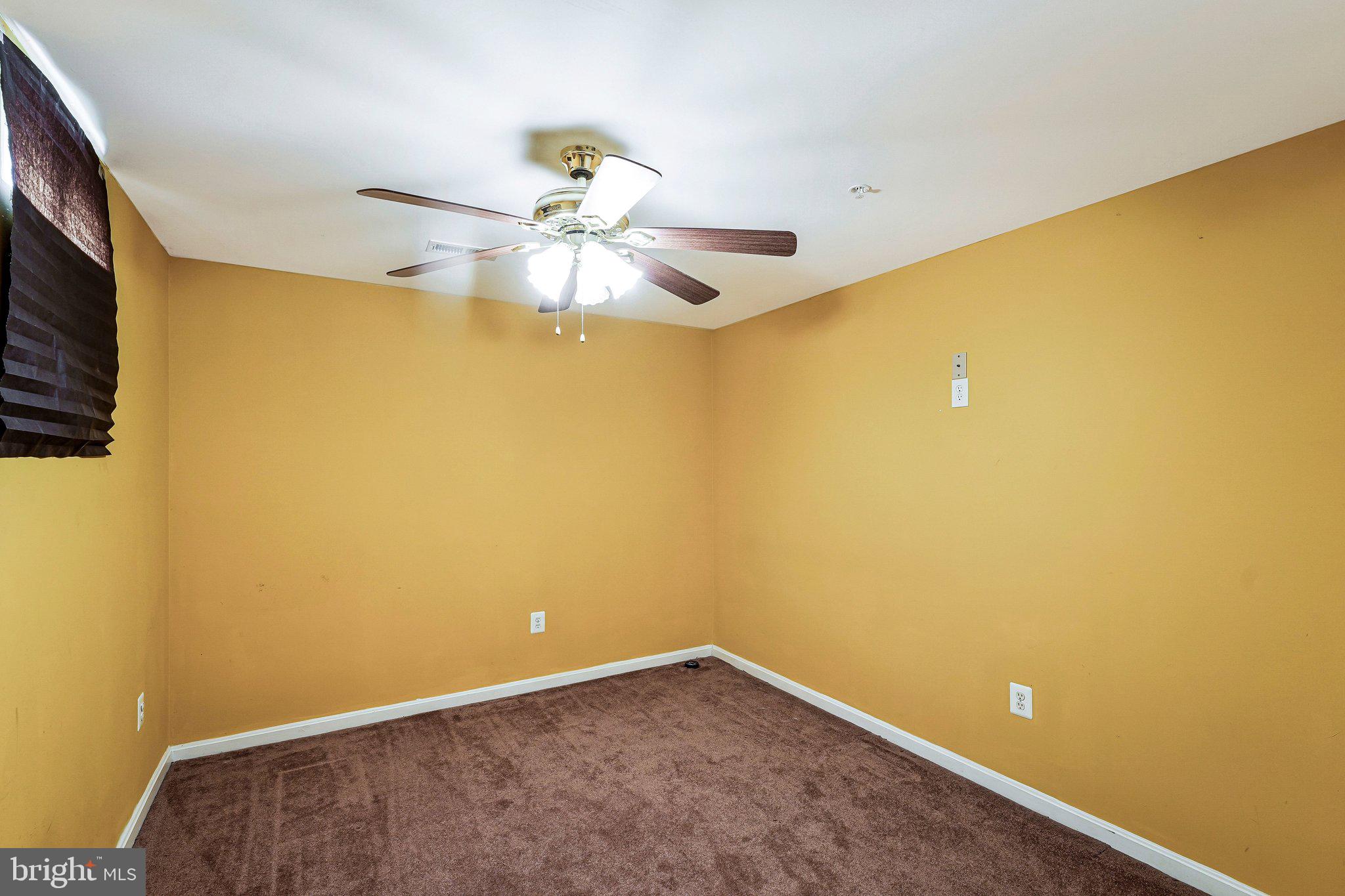 THOMPSON ESTATES - Residential