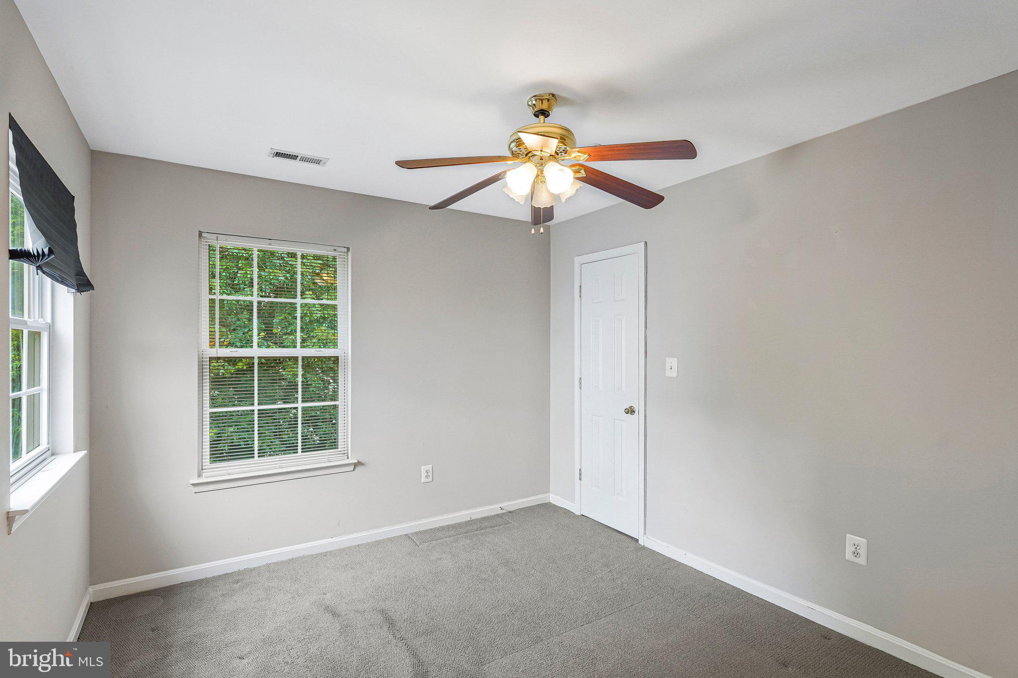 THOMPSON ESTATES - Residential