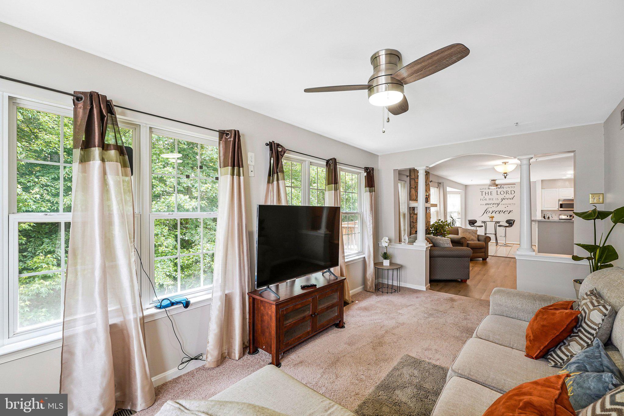 THOMPSON ESTATES - Residential