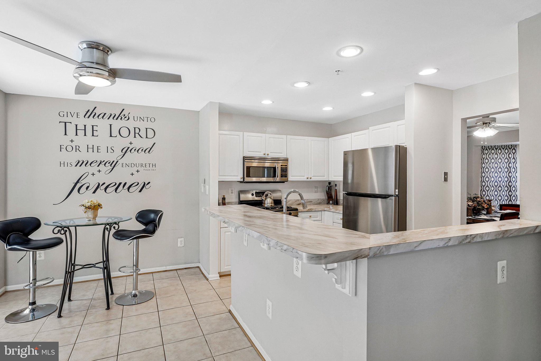 THOMPSON ESTATES - Residential