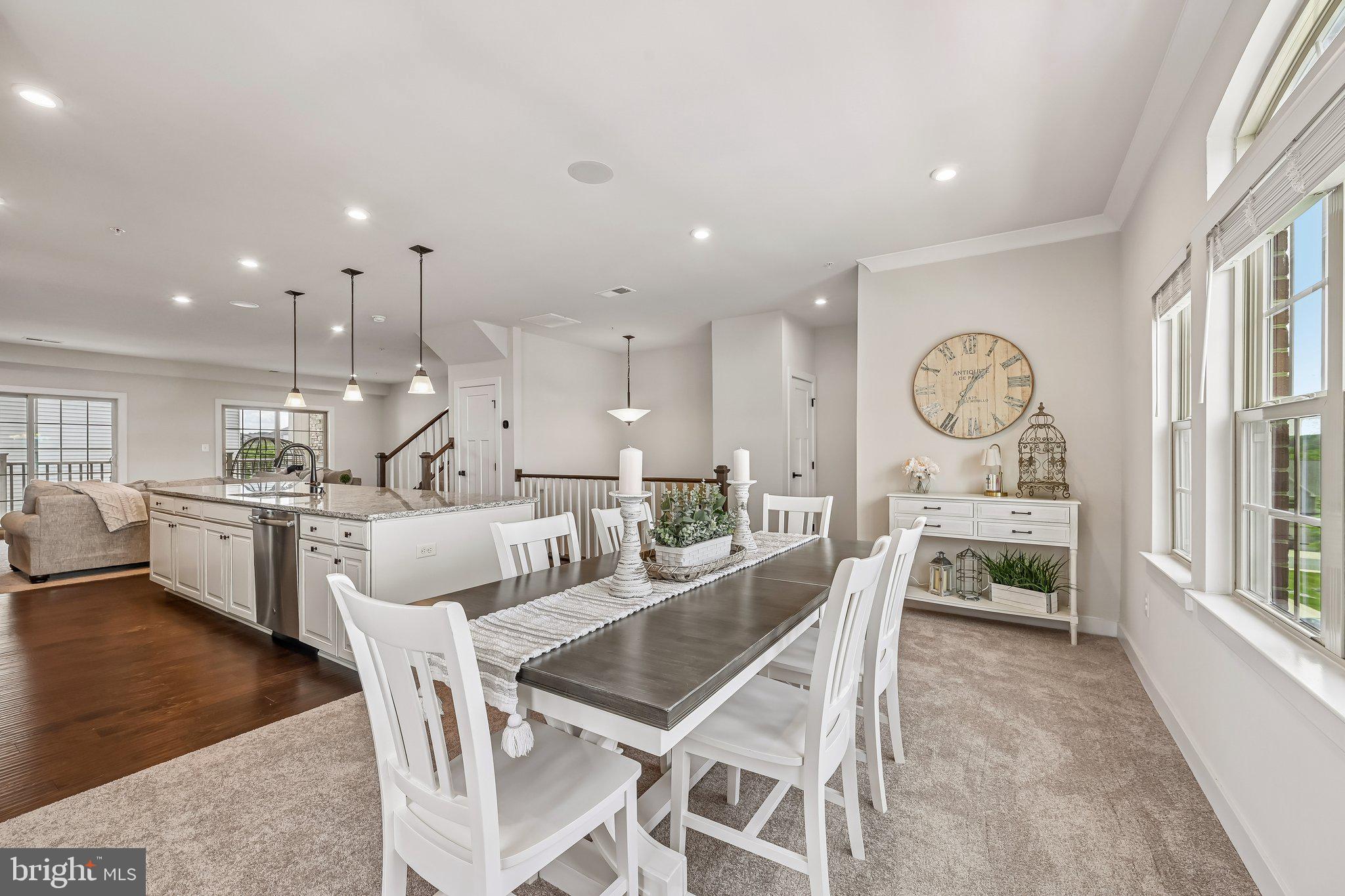 OAKDALE VILLAGE - Residential