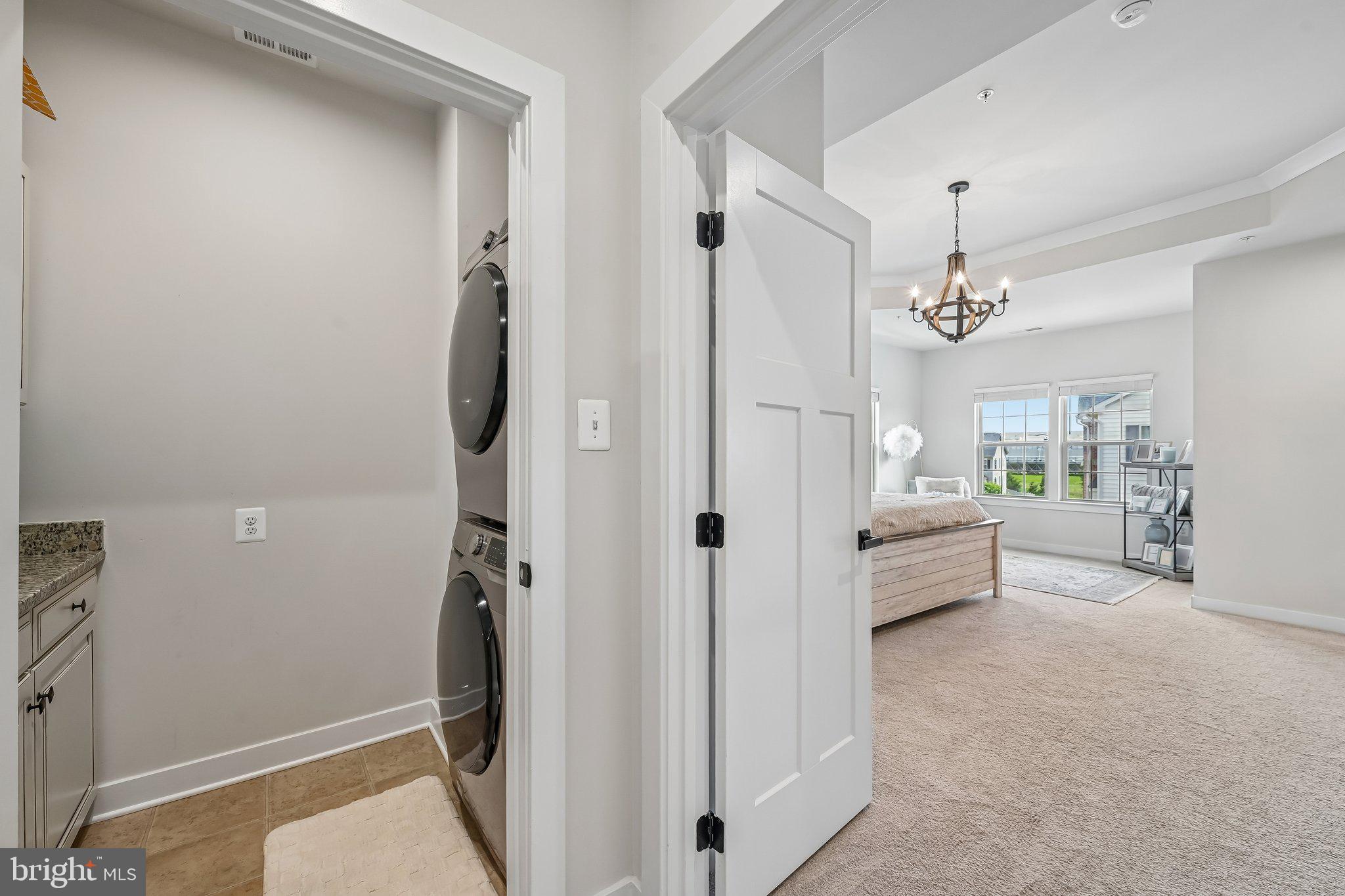 OAKDALE VILLAGE - Residential