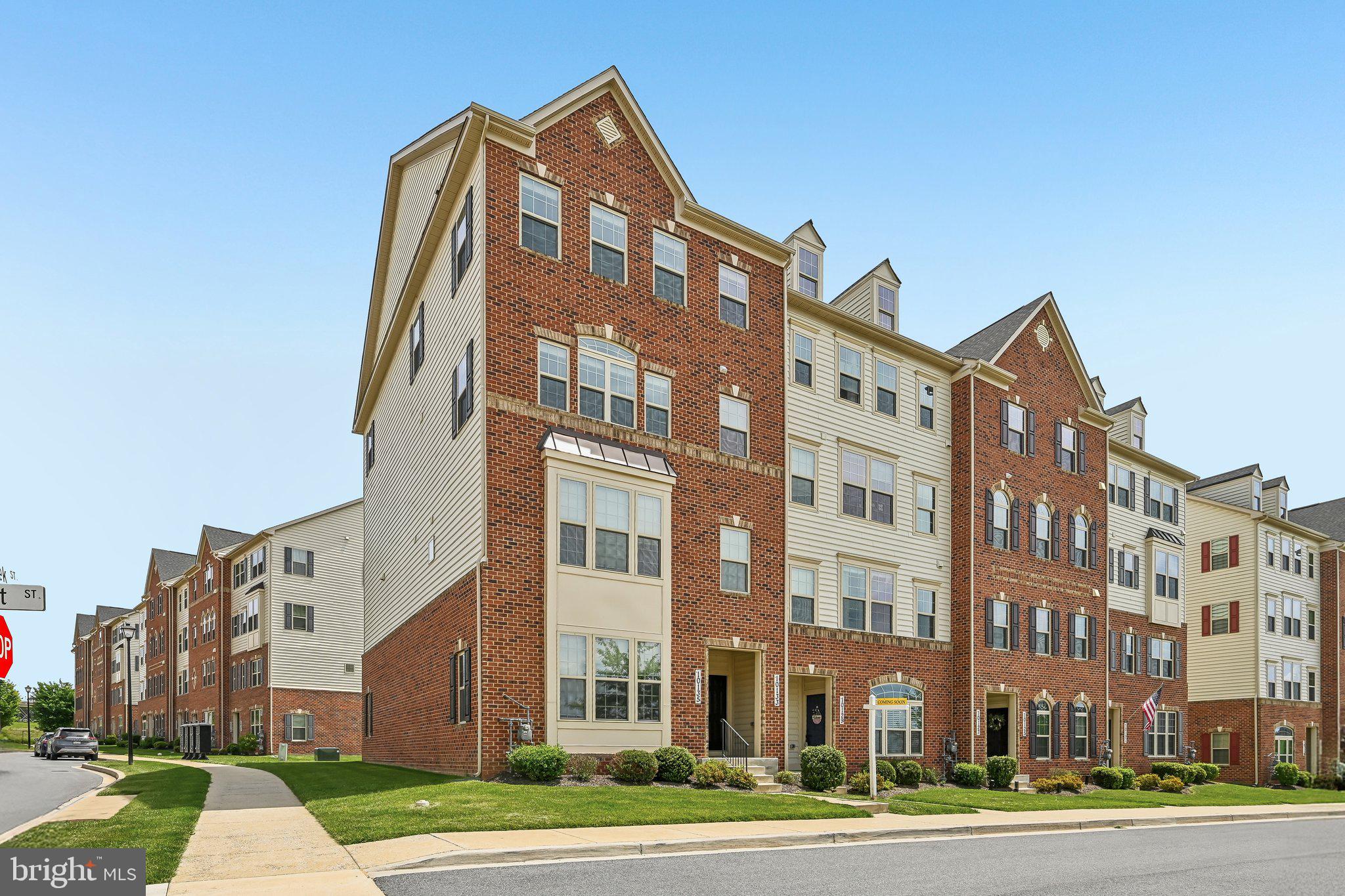 OAKDALE VILLAGE - Residential