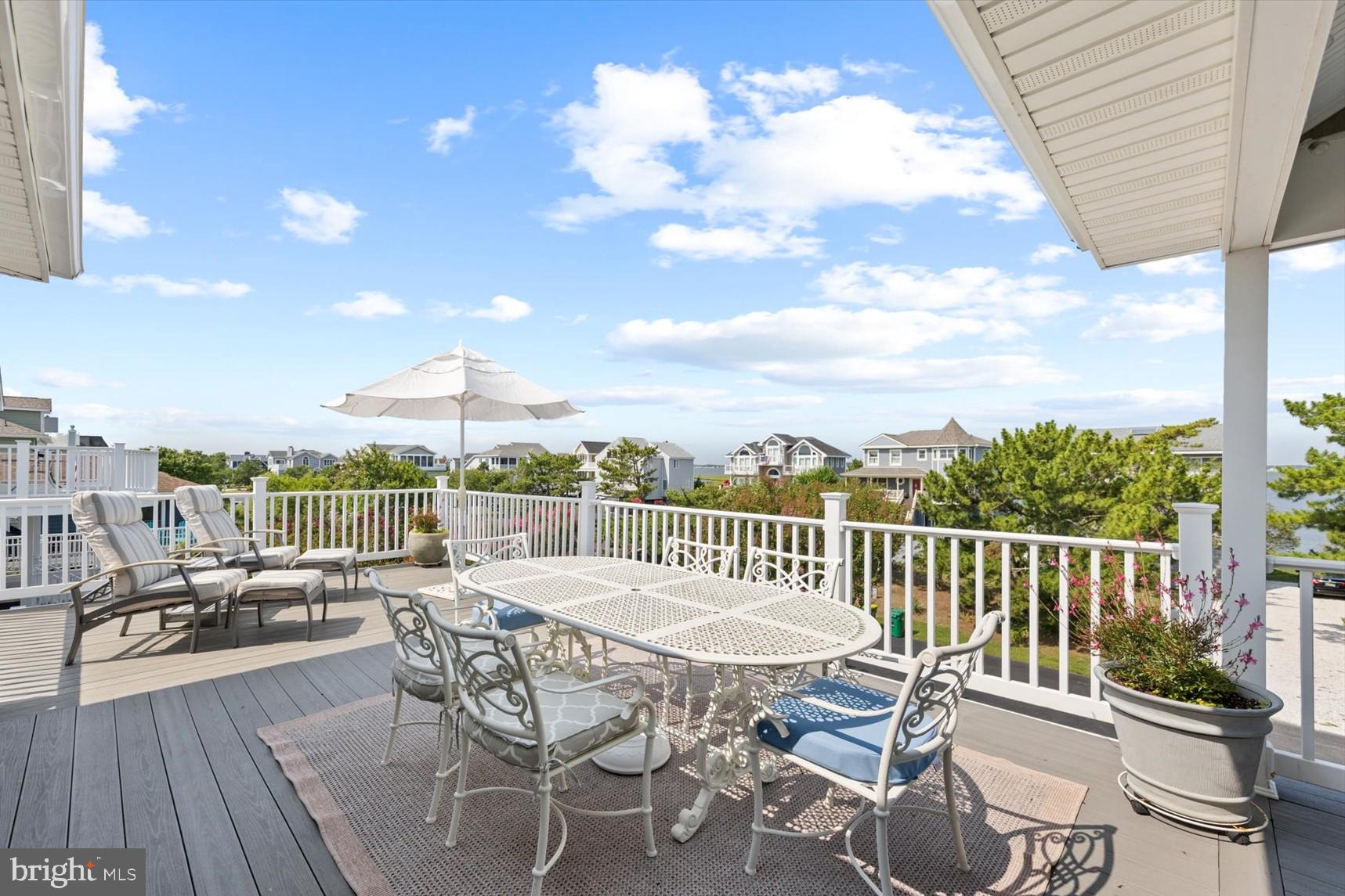 SEATOWNE - Residential