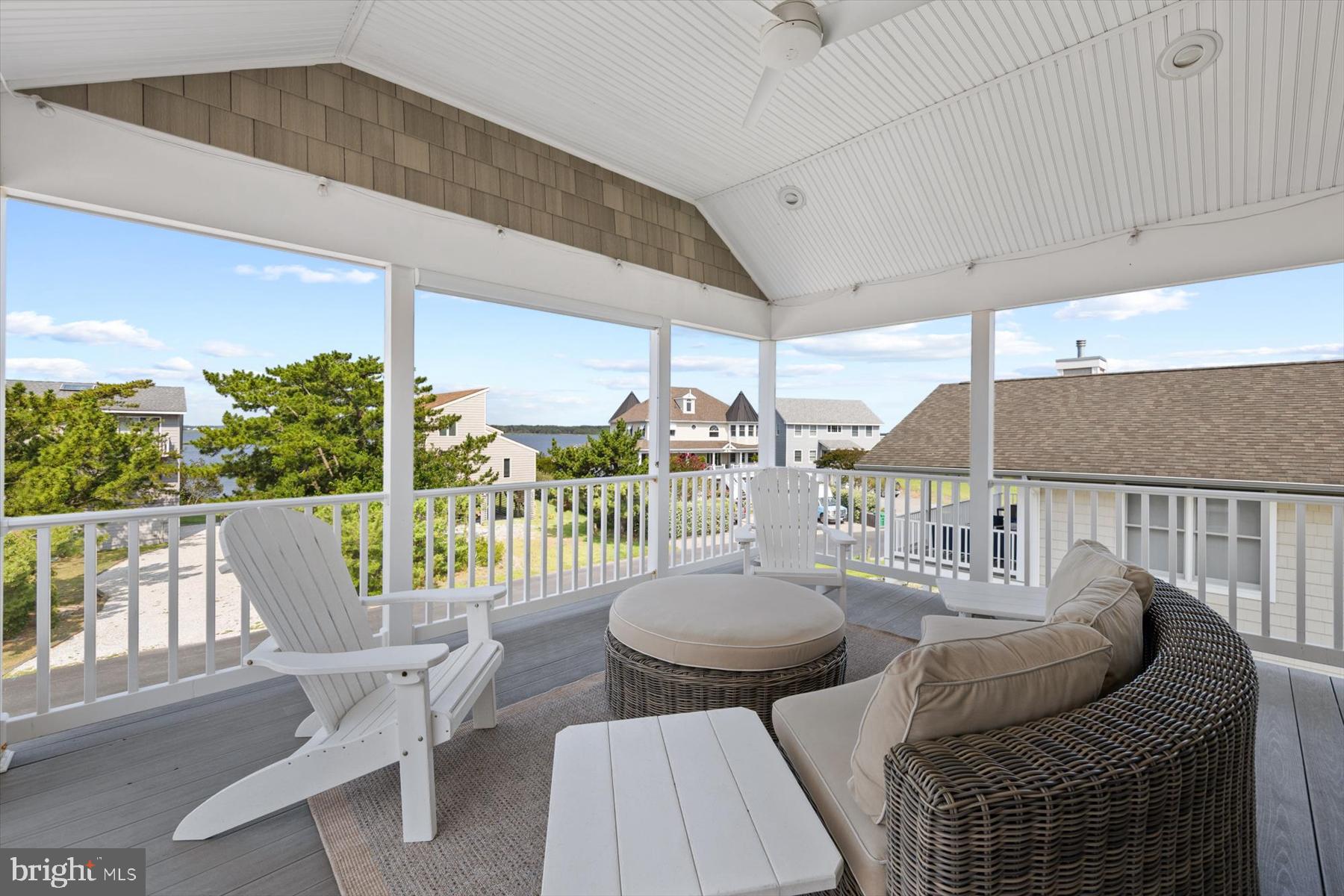 SEATOWNE - Residential