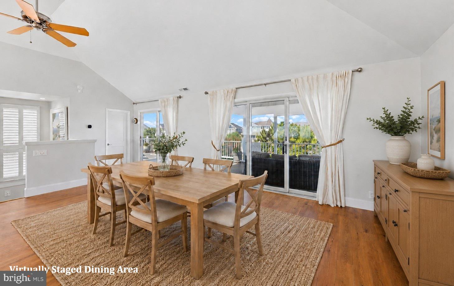 SEATOWNE - Residential