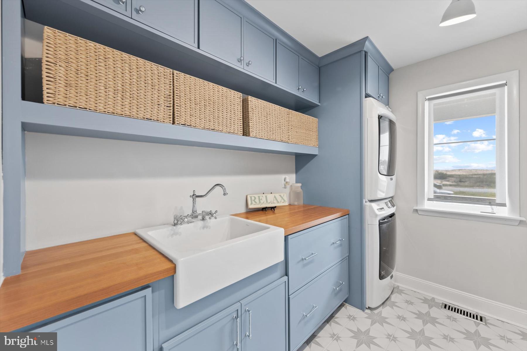 SEATOWNE - Residential