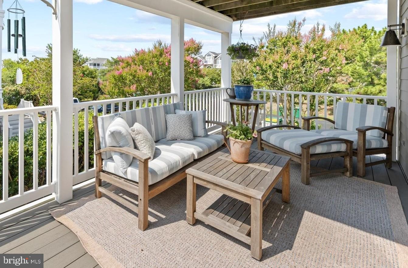 SEATOWNE - Residential