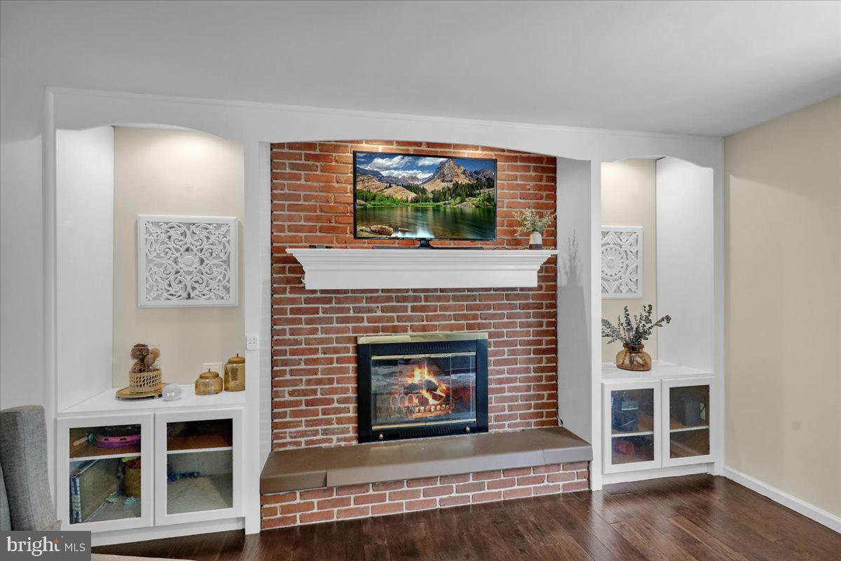 WILSHIRE MEADOWS - Residential
