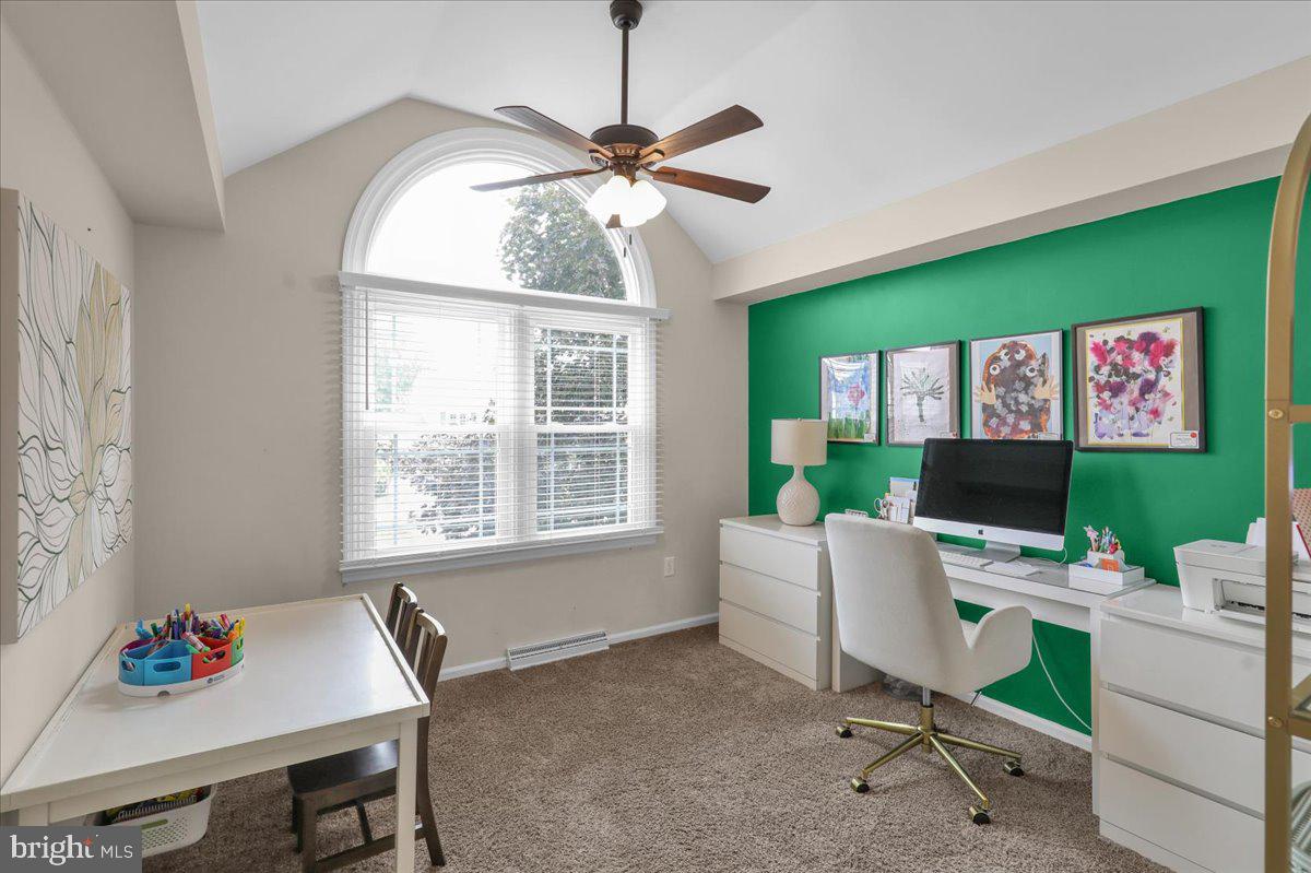 WILSHIRE MEADOWS - Residential