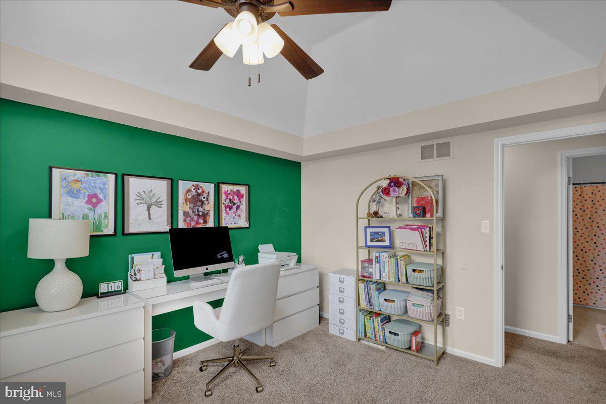 WILSHIRE MEADOWS - Residential