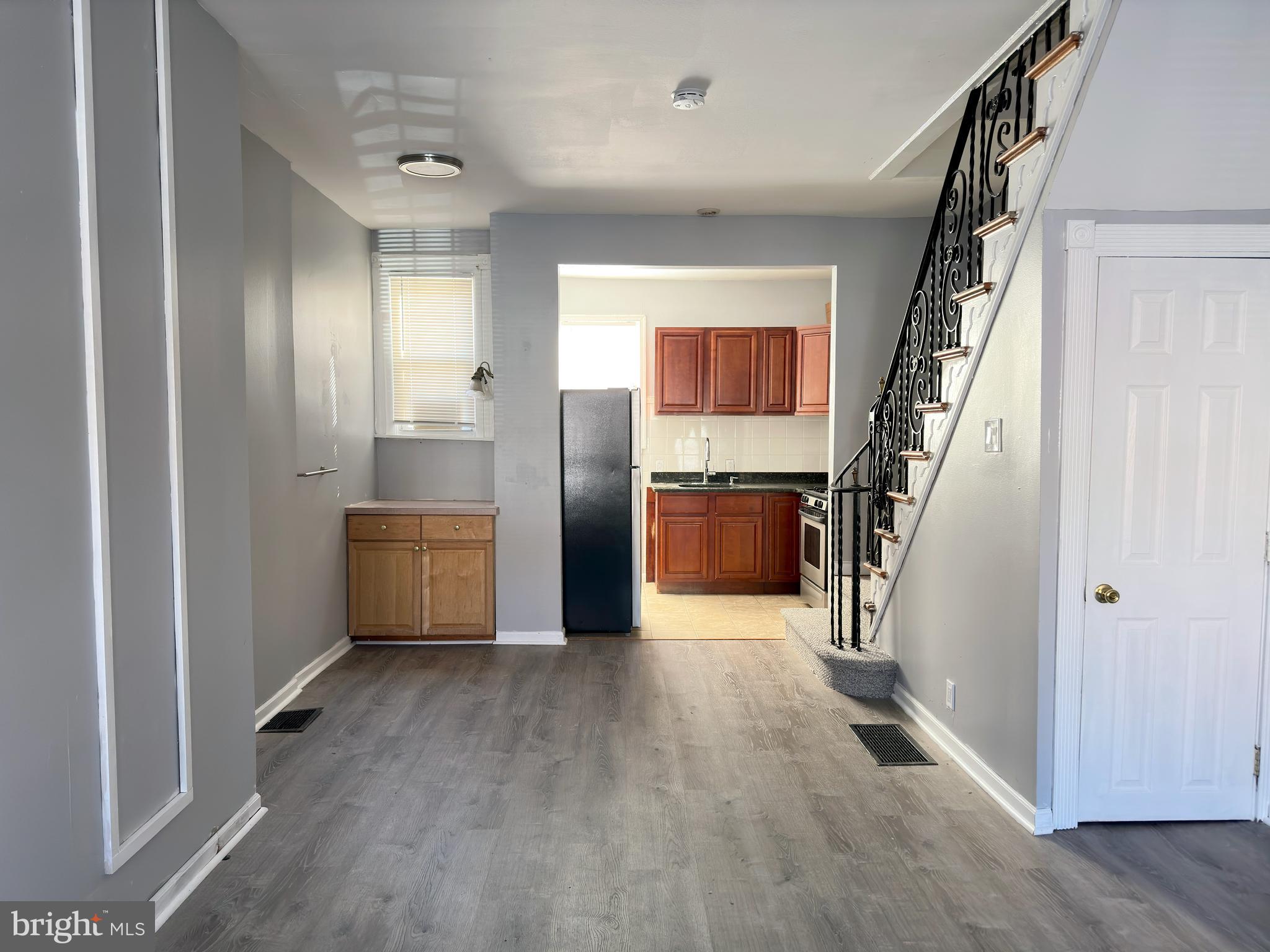 WHITMAN - Residential